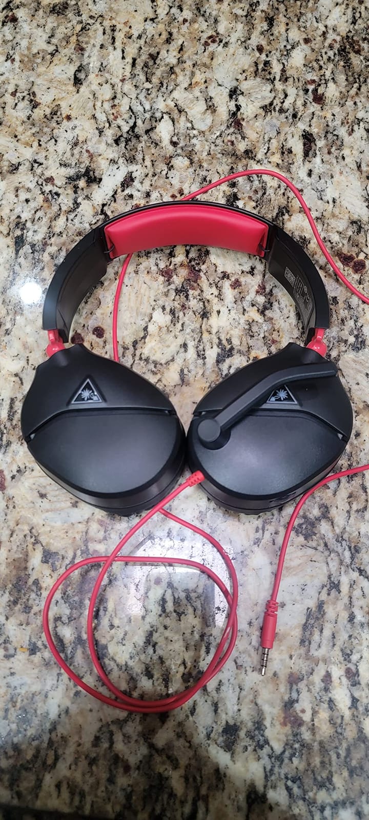Turtle Beach Recon 70 Wired Multiplatform Gaming Headset for PS5, PC, Xbox customer photo 2