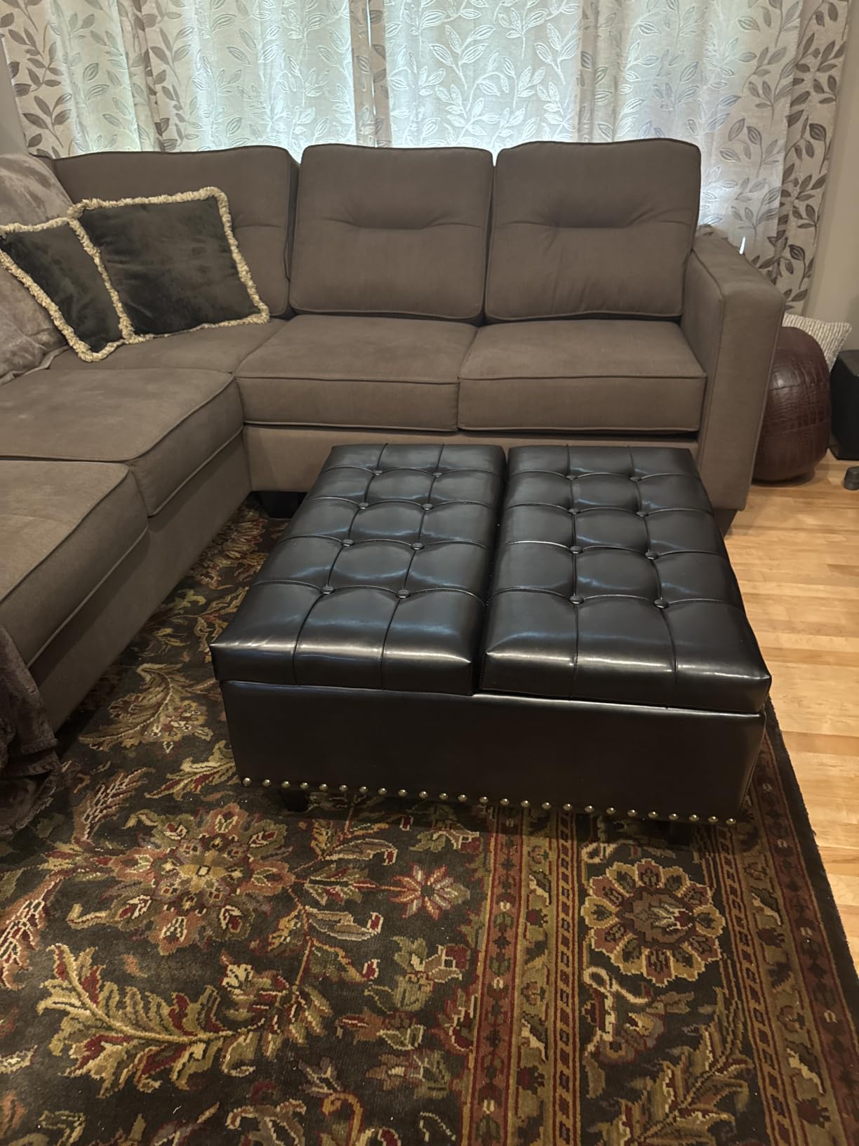 FiveWillowise 31.5 Inch Large Square Ottoman with Storage,Faux Leather customer photo 2