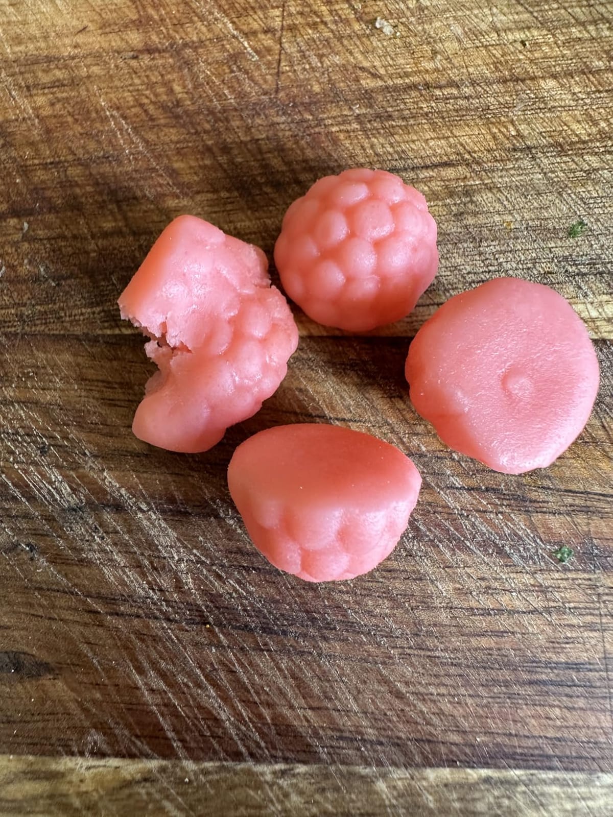 Nutravita NSF Certified Creatine Gummy - Creatine Monohydrate Gummies for Men & Women-5g of Creatine Monohydrate per Serving - Sugar Free,Vegan, Strawberry Flavor, 120 Count customer photo 1