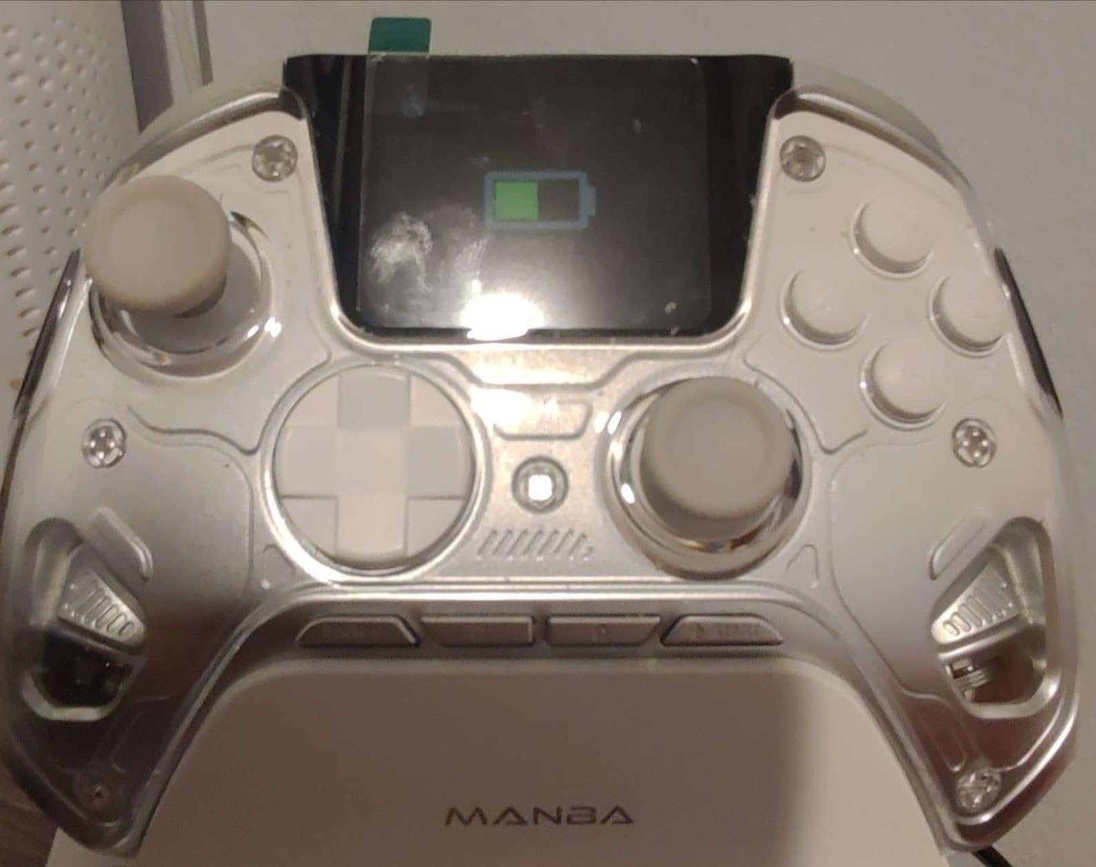 ManbaOne Interactive Screen Wireless Gaming Controller (Black) customer photo 1