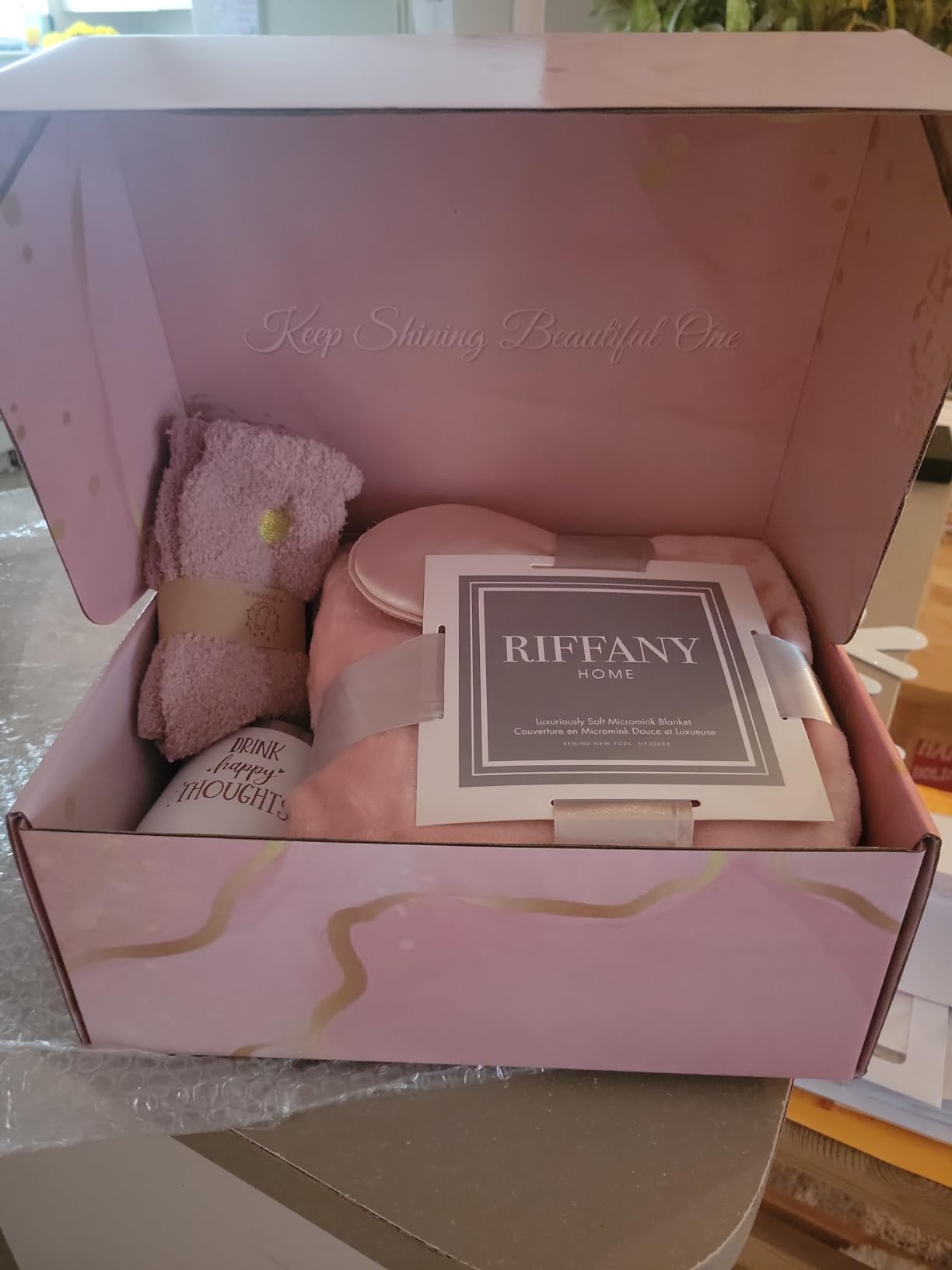 Suhctuptx Get Well Gifts for Women, Feel Better Self Care Package for Women, Get Well Soon Gift Baskets Thinking of You Box Set with Throw Blanket for After Surgery Recovery Sick Friend Cancer Chemo customer photo 1