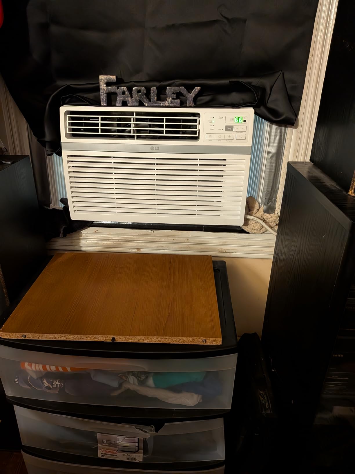 LG 8,000 Window Air Conditioner, 115V, 350 Sq.Ft. (14' x 25' Room Size), Quiet Operation, Electronic Control with Remote, 3 Cooling & Fan Speeds, Auto Restart, 8000 BTU, White customer photo 1