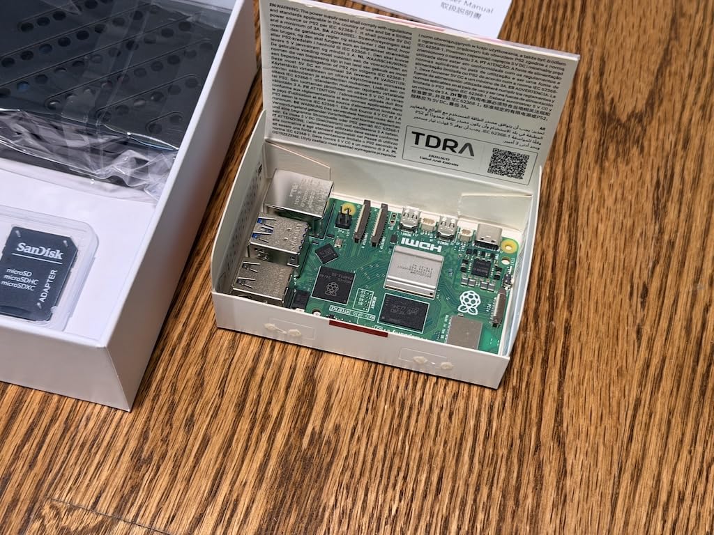 RasTech Raspberry Pi 5 8GB Kit 64GB Edition with Active Cooler,27W GaN 5.1V5A USB-C Power Supply,Pi5 8GB Board,64GB Card Readers Kit,Pi 5 Case,Dual 4K Micro HD Out Cables and User Manual customer photo 1