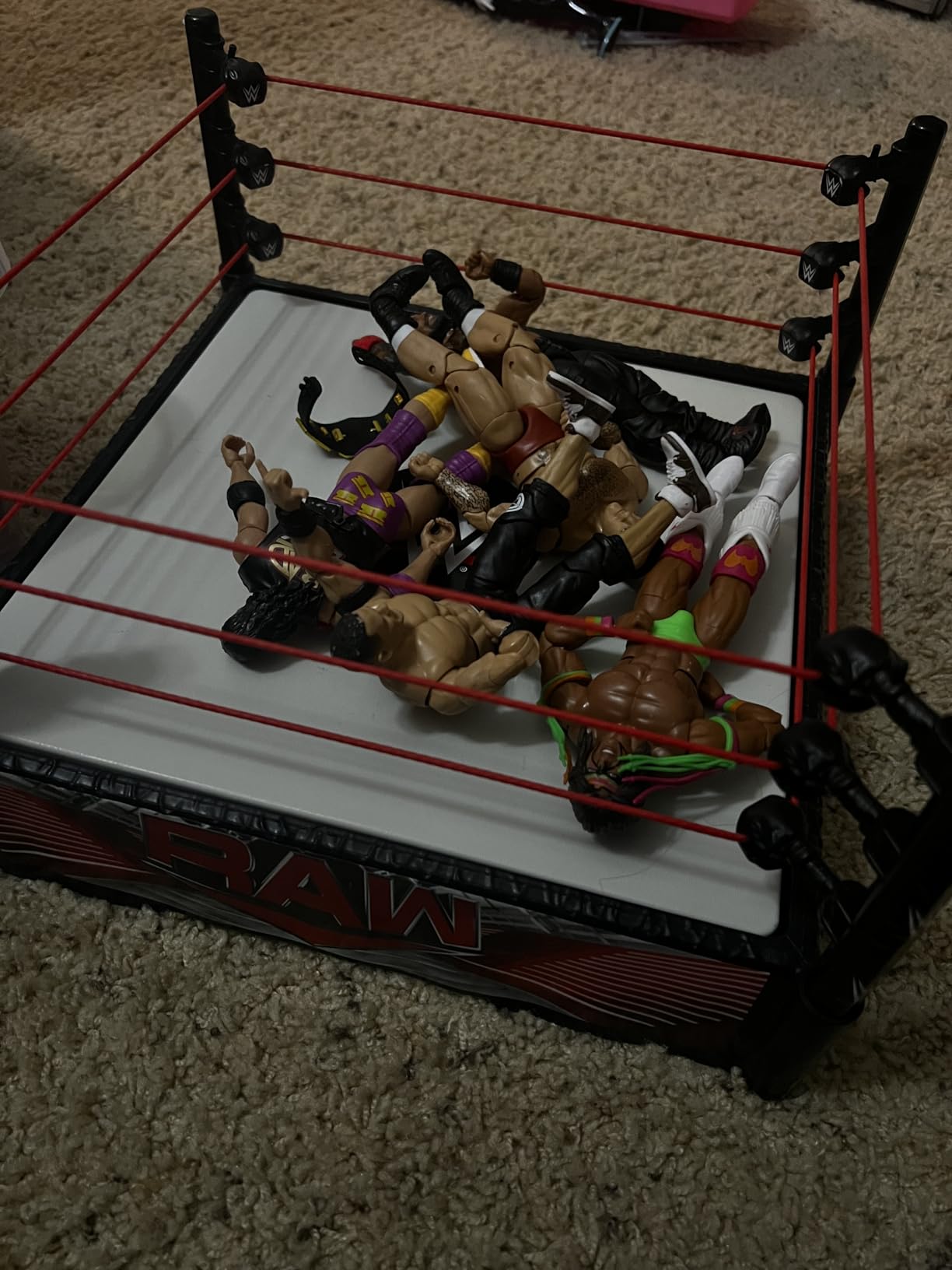 Mattel WWE Superstar Ring with Labels for Main Event & RAW, Spring-Loaded Mat & Pro Tension Elastic Ropes customer photo 2