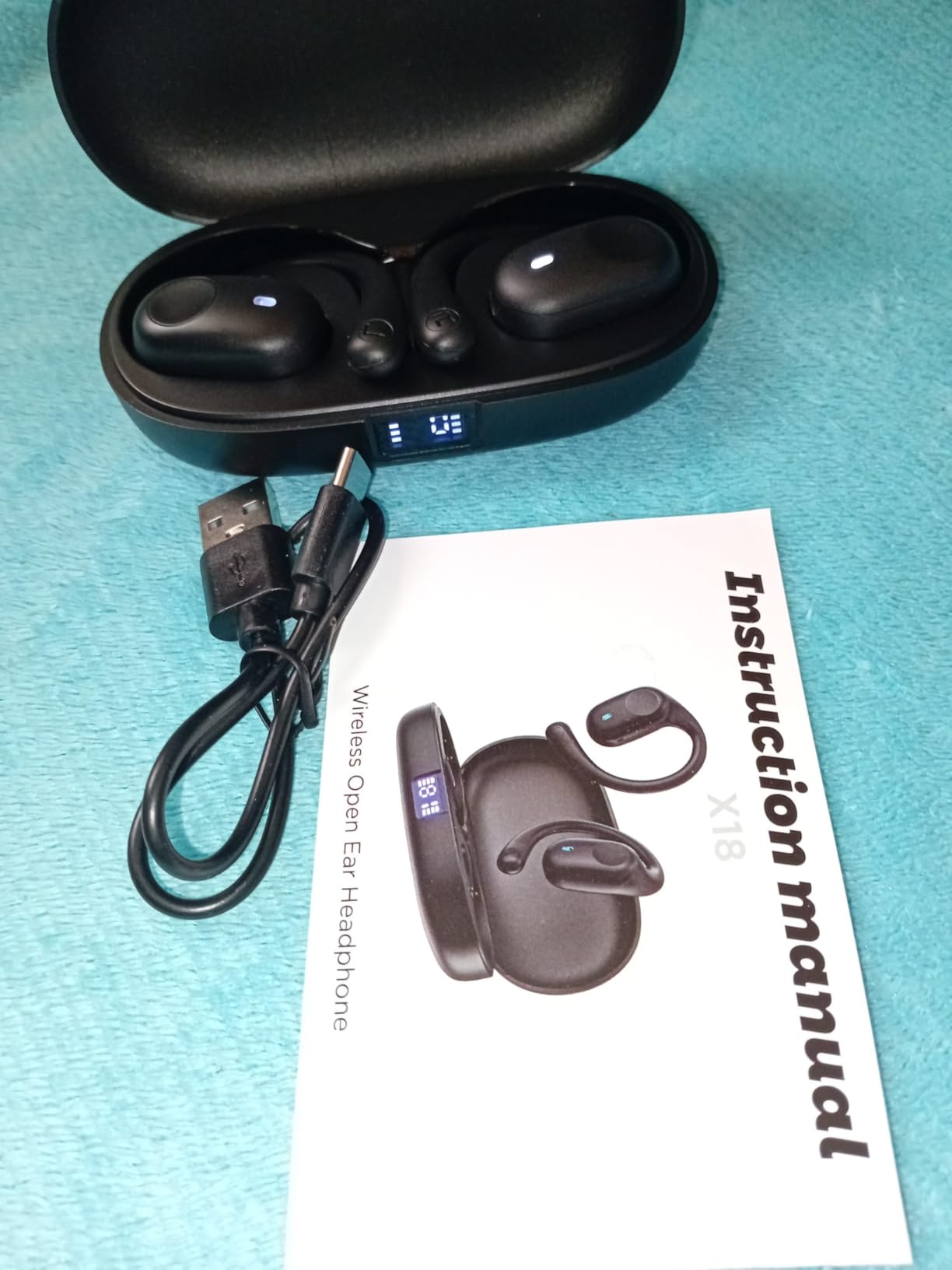Eigsupia Open Ear Headphones, Bluetooth Headphones 5.3 Sports with Smart Digital Display, 36H Playtime, IP54 Waterproof, Wireless Earbuds Lightweight Design Fit Cycling, Running, Workout (Black) customer photo 2