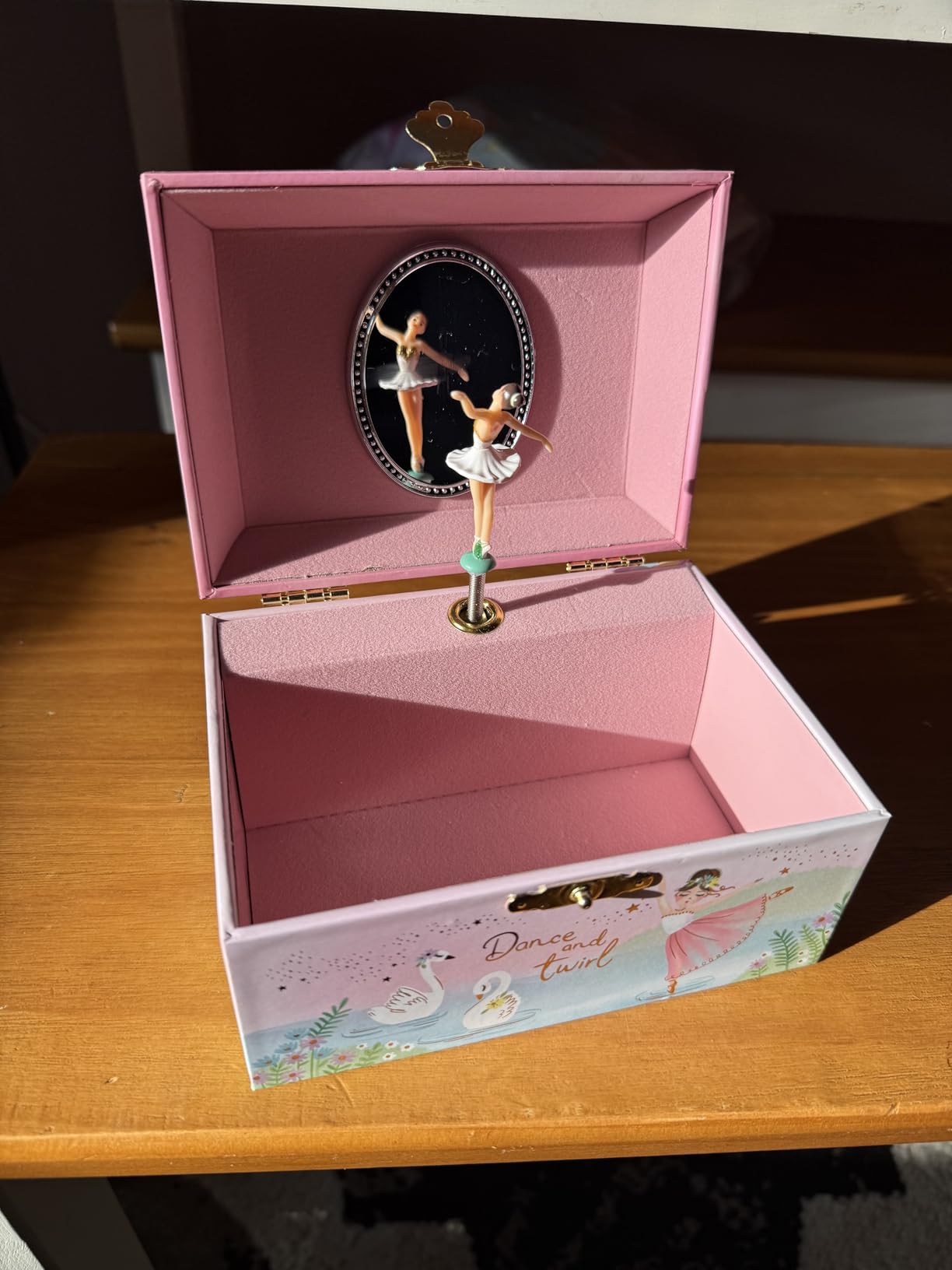 Giggle & Honey® Musical Horse Jewelry Box for Girls customer photo 1