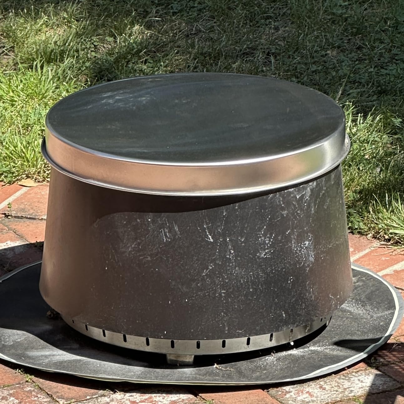 VEVOR Smokeless Fire Pit Stove Bonfire, H: 15.4 in x Dia: 19.3 in,Wood Burning Fireplaces with Removable Ash Pan, SUS430 Stainless Steel Inner Portable Outdoor Firepit, for Outdoor Patio Camping customer photo 1