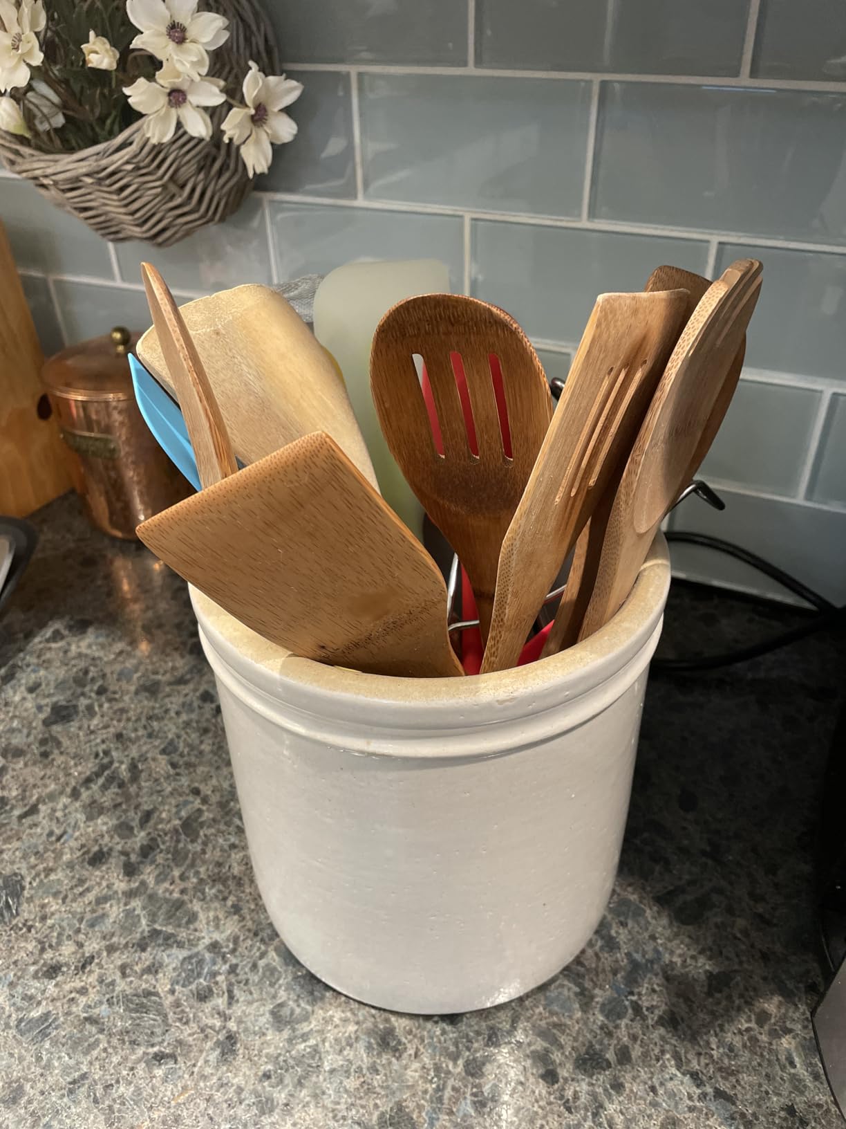 Riveira Dark Bamboo Wooden Spoons for Cooking 6-Piece, Apartment Essentials Wood Spatula Spoon Nonstick Kitchen Utensil Set Premium Quality Housewarming Gifts for Everyday Use customer photo 1