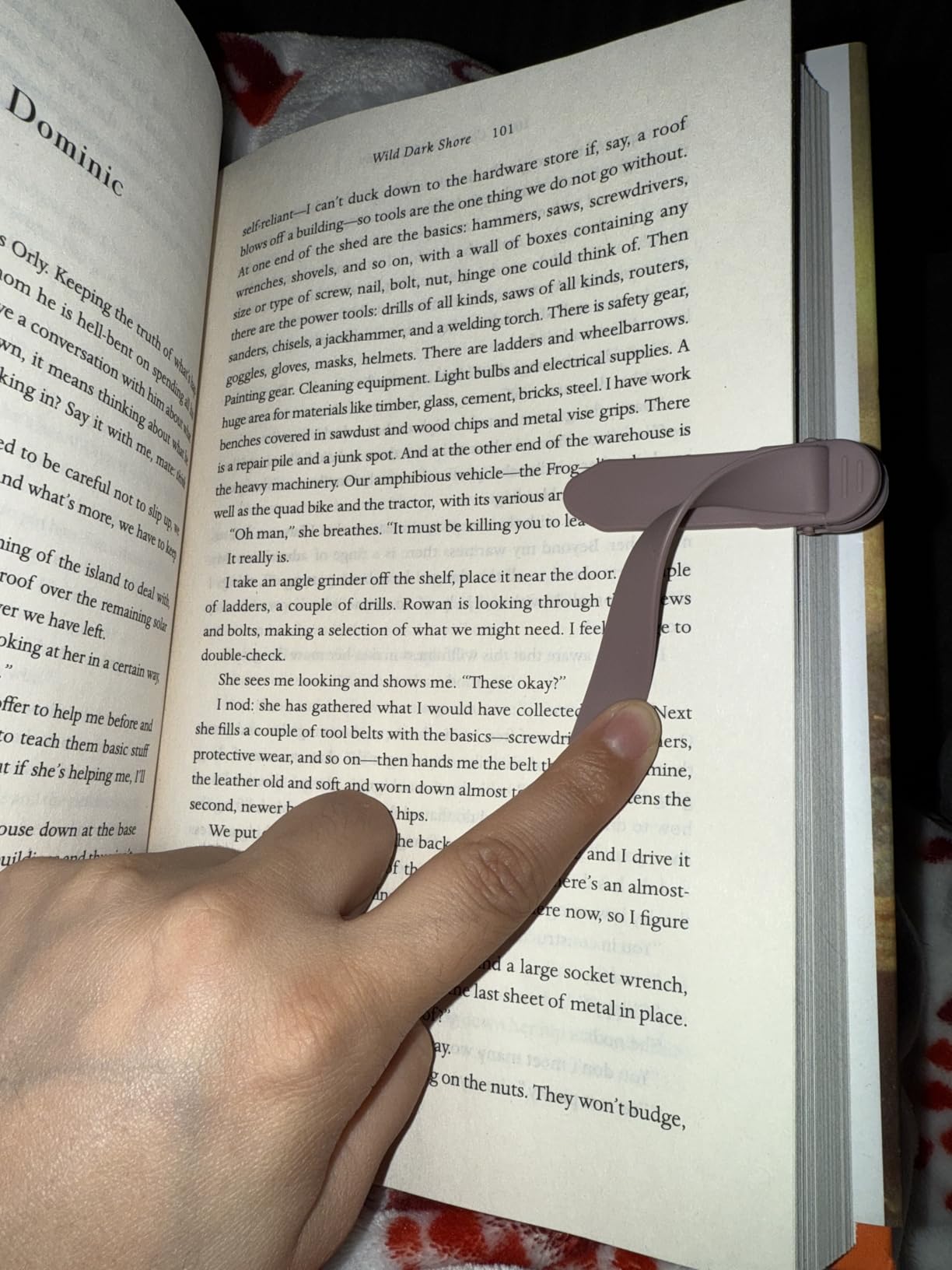 SMUK 3pcs Automatic Bookmark, Silicone Book Marks for Reading Women, Men, Kids, Book Lovers, Cute Unique Book Markers for Reading, Reading Accessories Gifts for Book Lovers customer photo 2