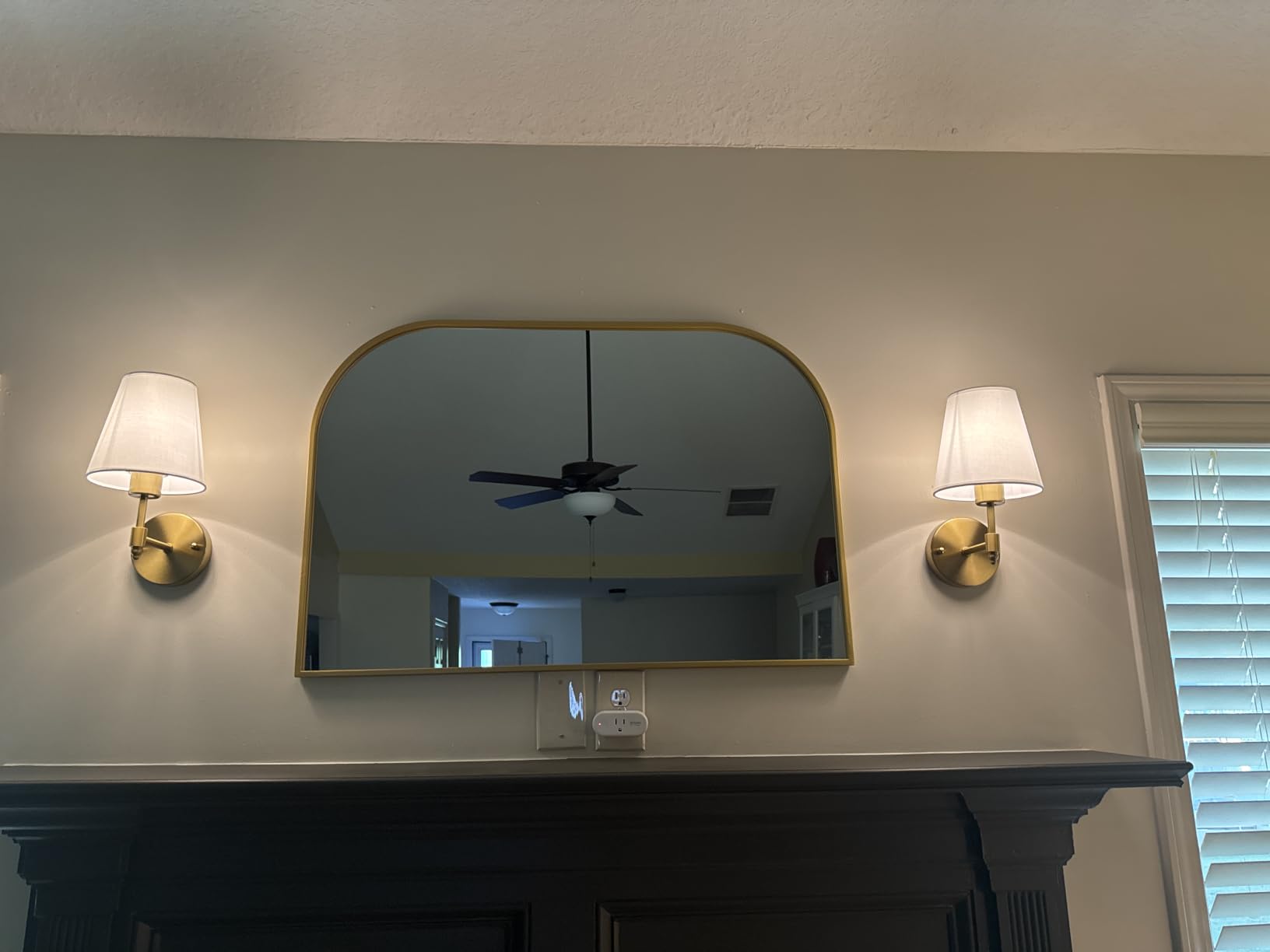 Nekhung Battery Operated Wall Sconce, Peel and Stick Sconces Set of 2 customer photo 2