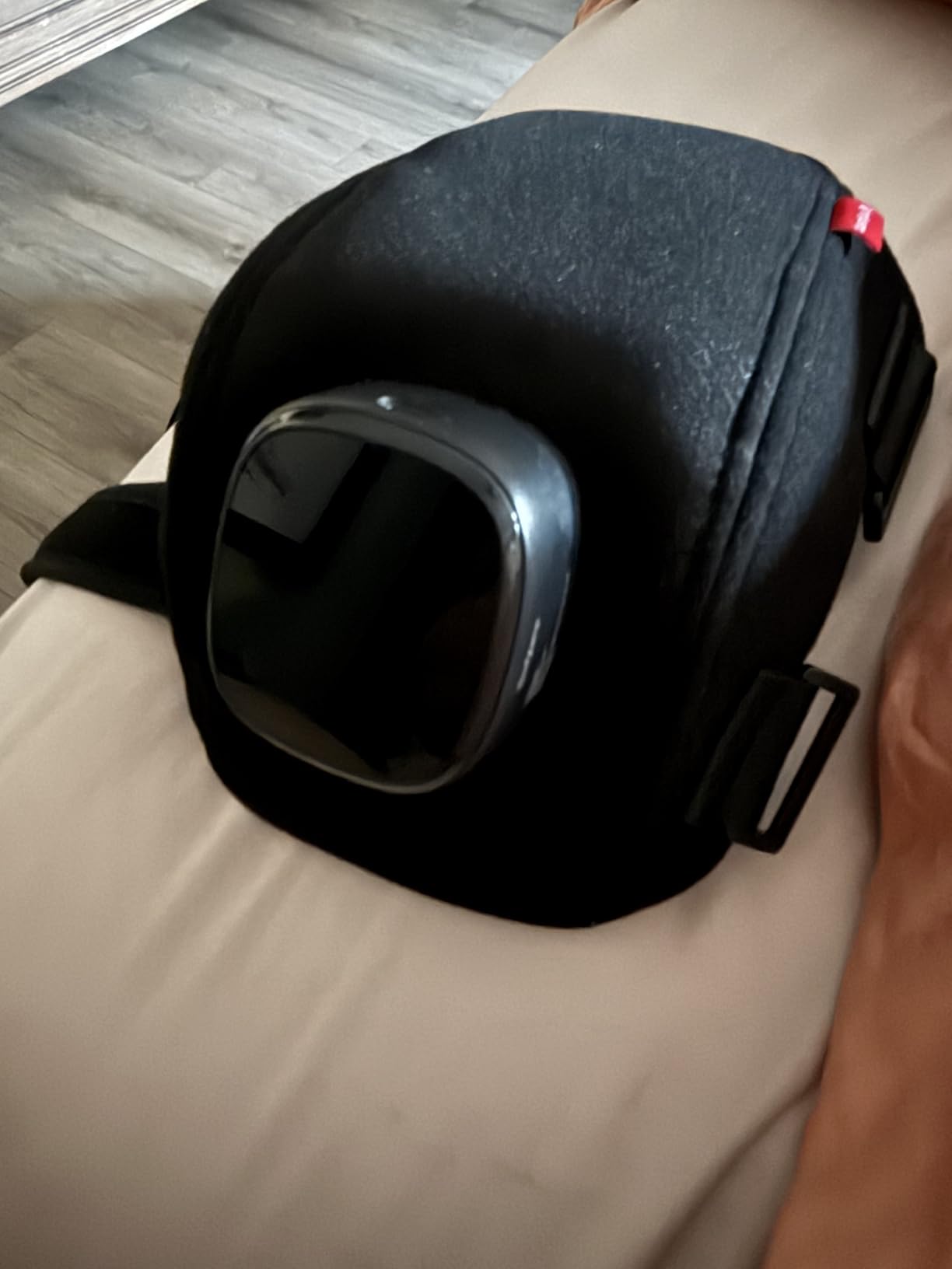 Comfytemp Cordless Red Light Therapy Knee Wrap, Vibration Massage, 3D customer photo 2