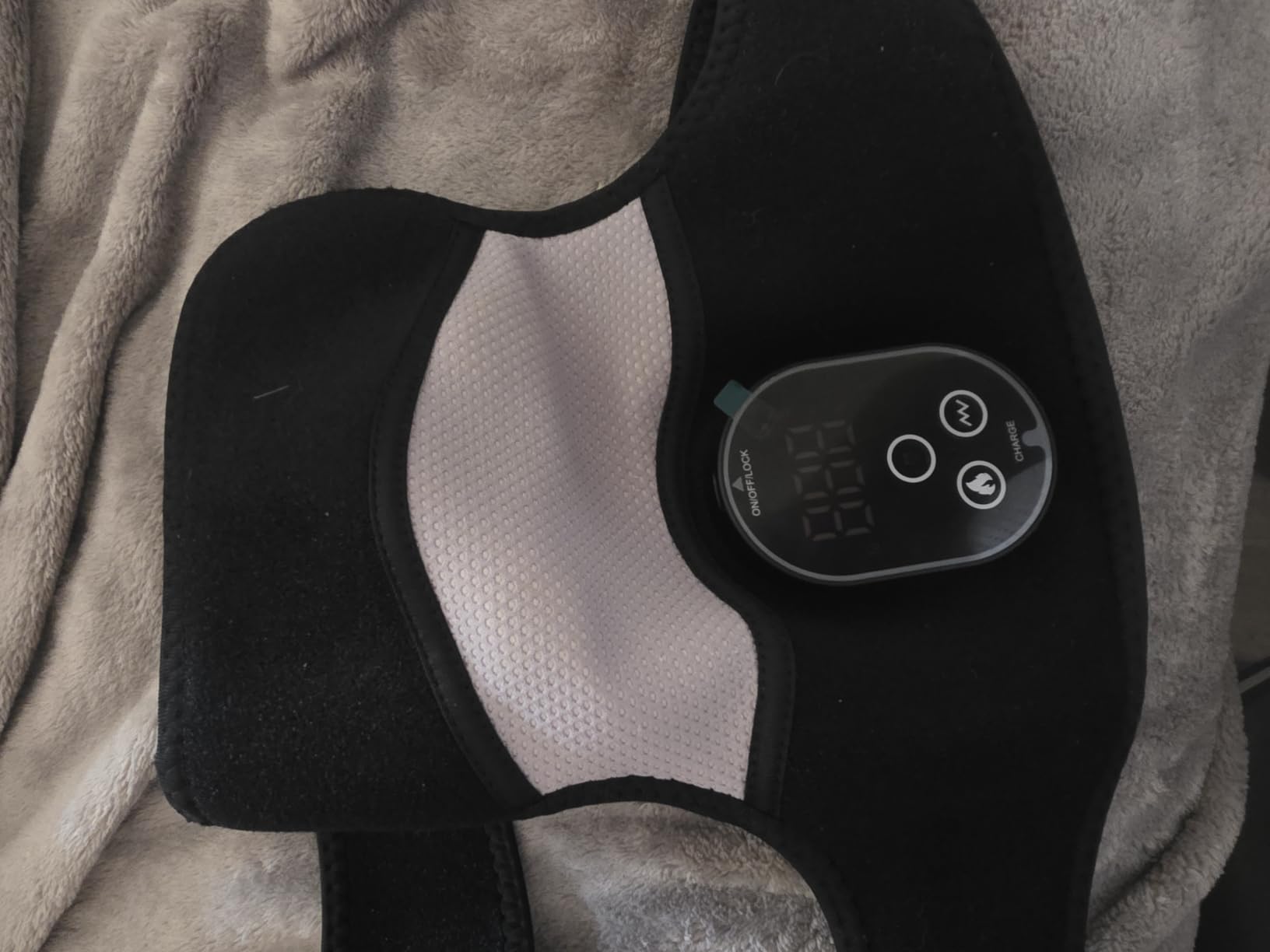 Heated Knee Massager, FSA Eligible 3-in-1 Elbow Shoulder Knee Heating Pad customer photo 2