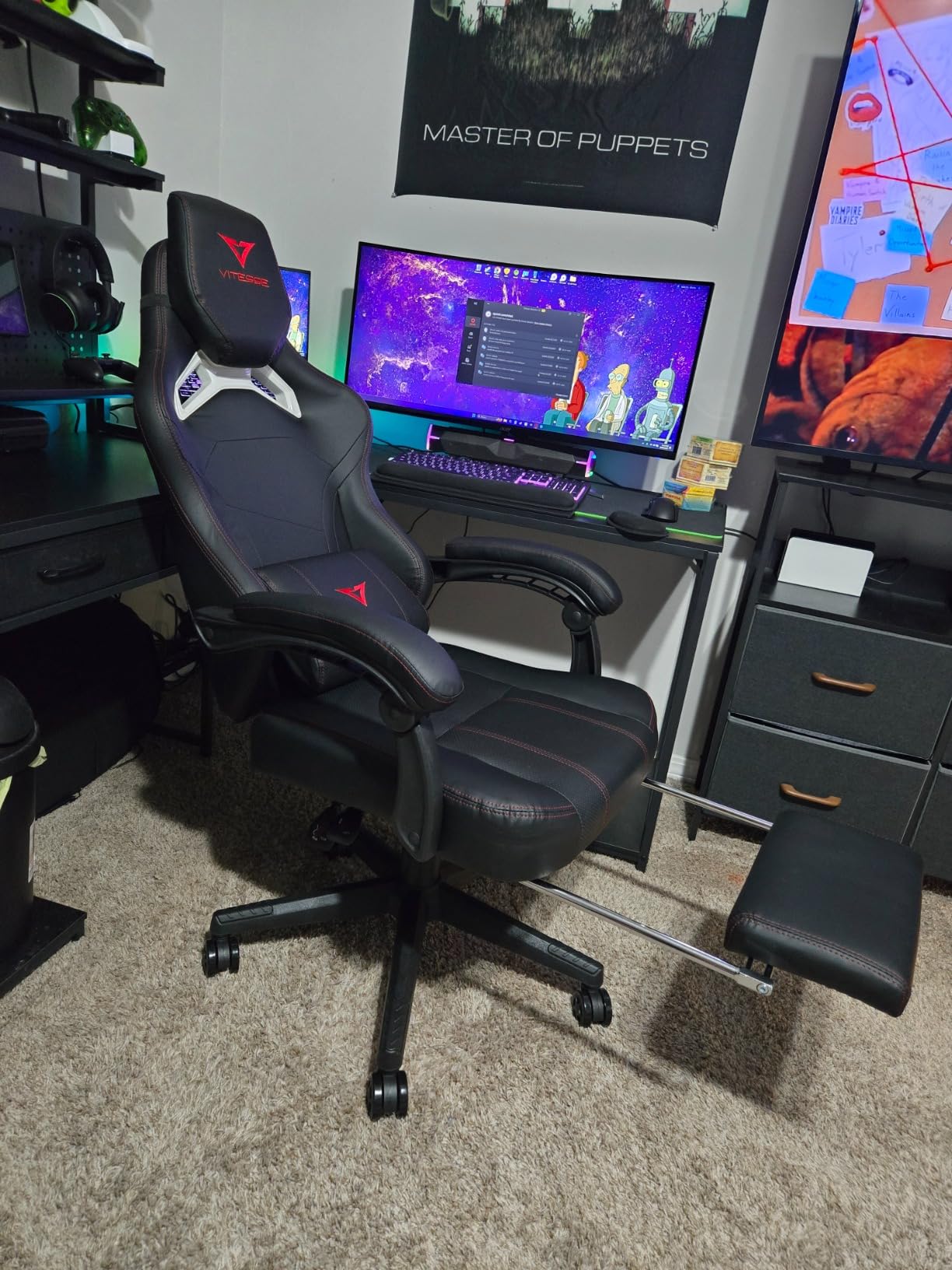 VITESSE Big and Tall Gaming Chair 400lb Capacity with Footrest customer photo 1
