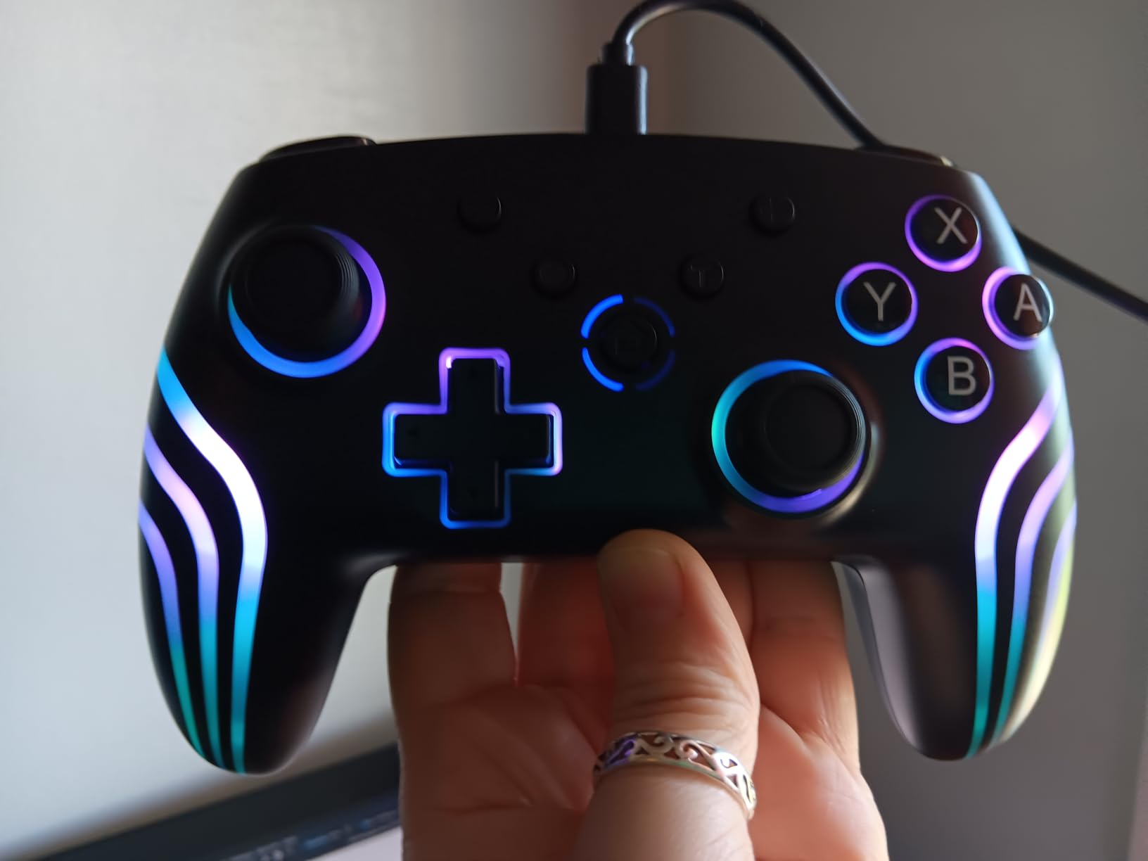 MYSTILUCK Wireless Pro Controller for Switch/Switch 2/Lite/OLED/PC customer photo 1