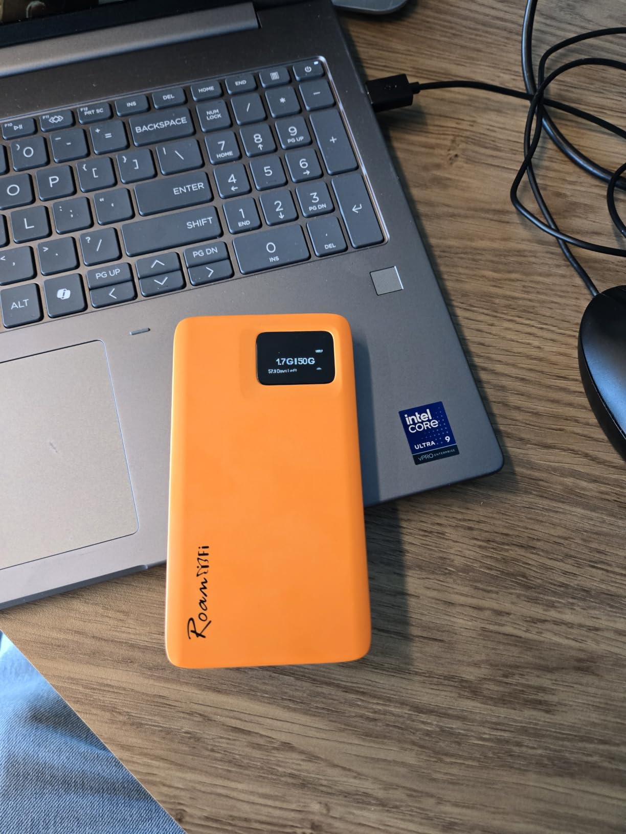 RoamWiFi Mobile Hotspot Pocket WiFi, Portable WiFi No SIM Card Needed, MiFi 4G LTE customer photo 1
