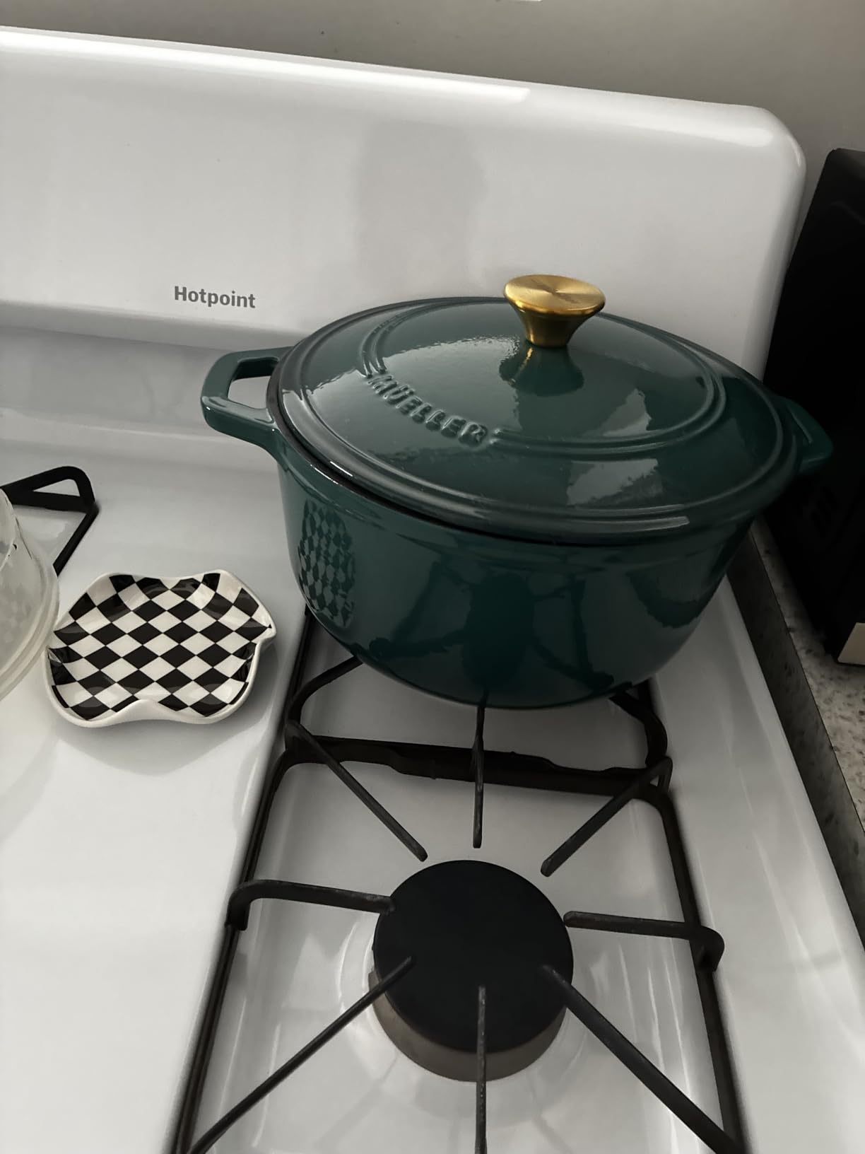 MUELLER HOME 6 Quart Enameled Cast Iron Dutch Oven, Heavy-Duty customer photo 2
