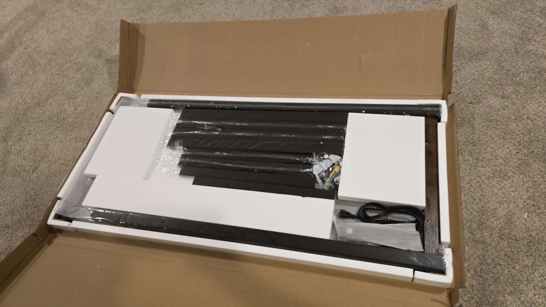 Huuger 55 x 24 inch Desk with Power Outlets & 0.95 Inch Thicker Desktop customer photo 2