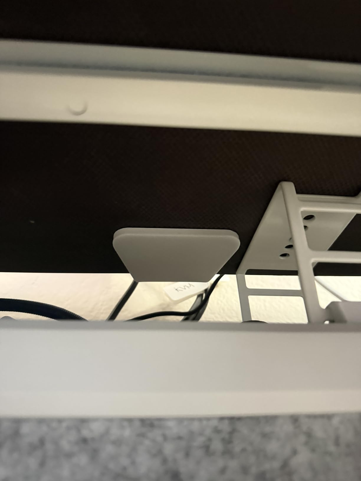 monTEK Heavy Duty Monitor Arm, 17-57