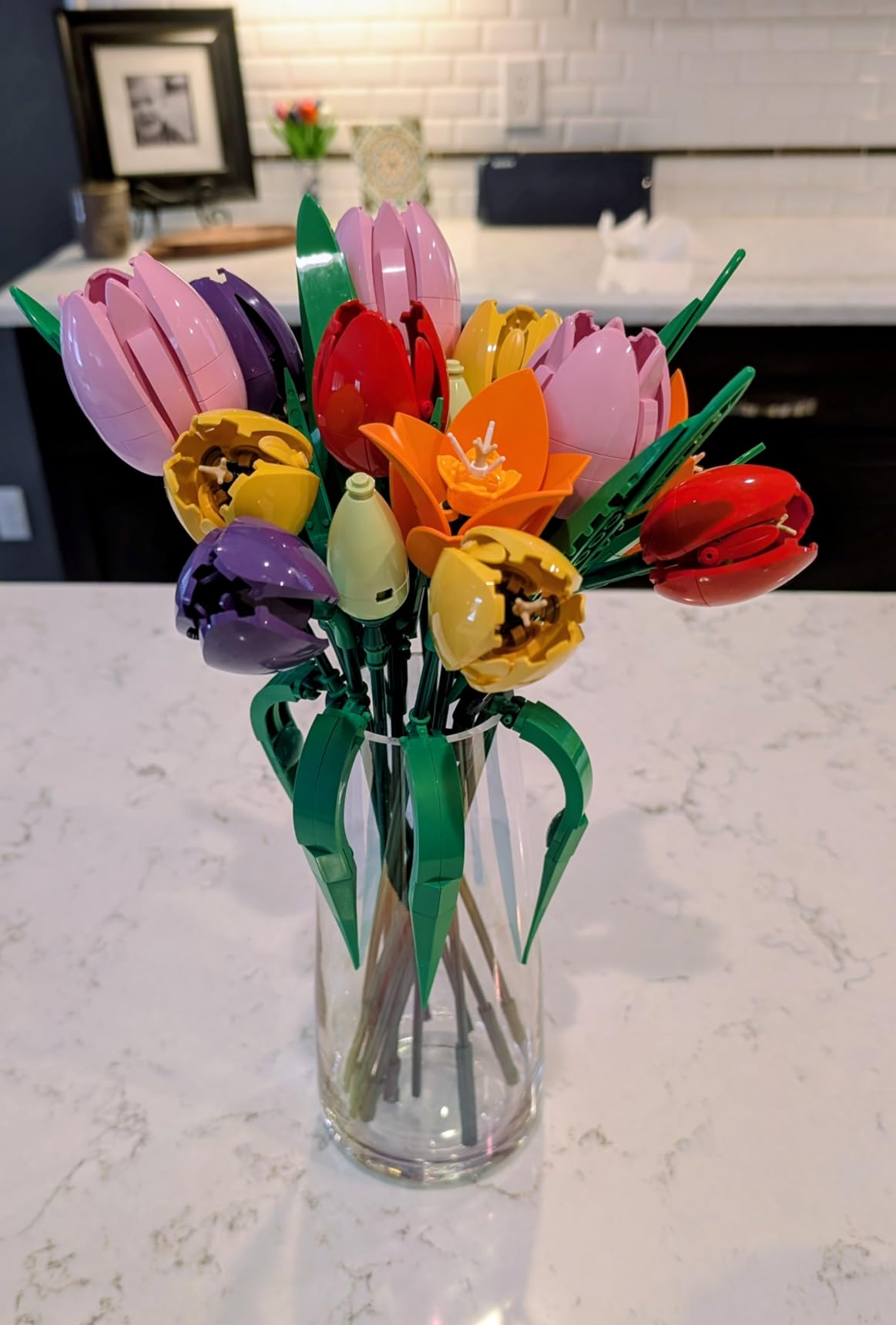 FANTESTICRYAN Modern Glass Vase, 8.7''H Decor Flower Vases, Crystal Clear customer photo 2