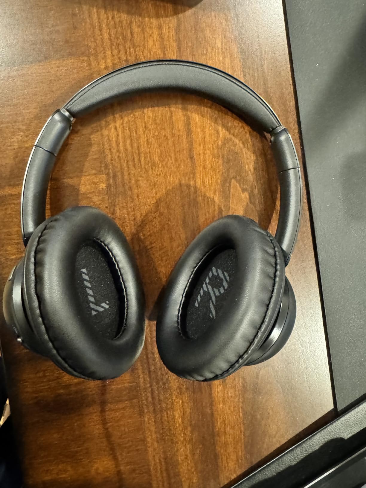 ANSTEN Wireless Headphones for TV Watching,TV Headphones Wireless customer photo 1