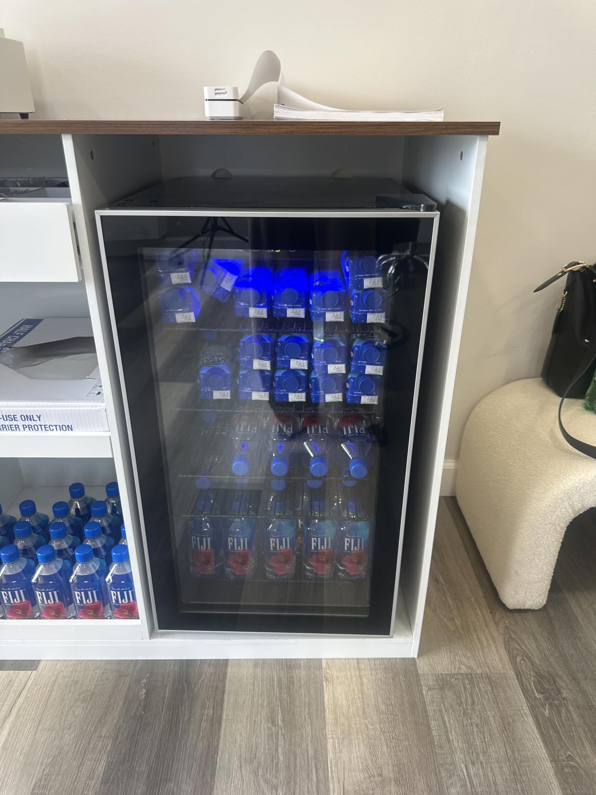 Electactic 26 Bottle Wine Cooler 130 Can Beverage Refrigerator, Small Freestanding Cabinet Wine Cellar with 40℉-61℉ Temperature Control Glass Door, Black customer photo 1