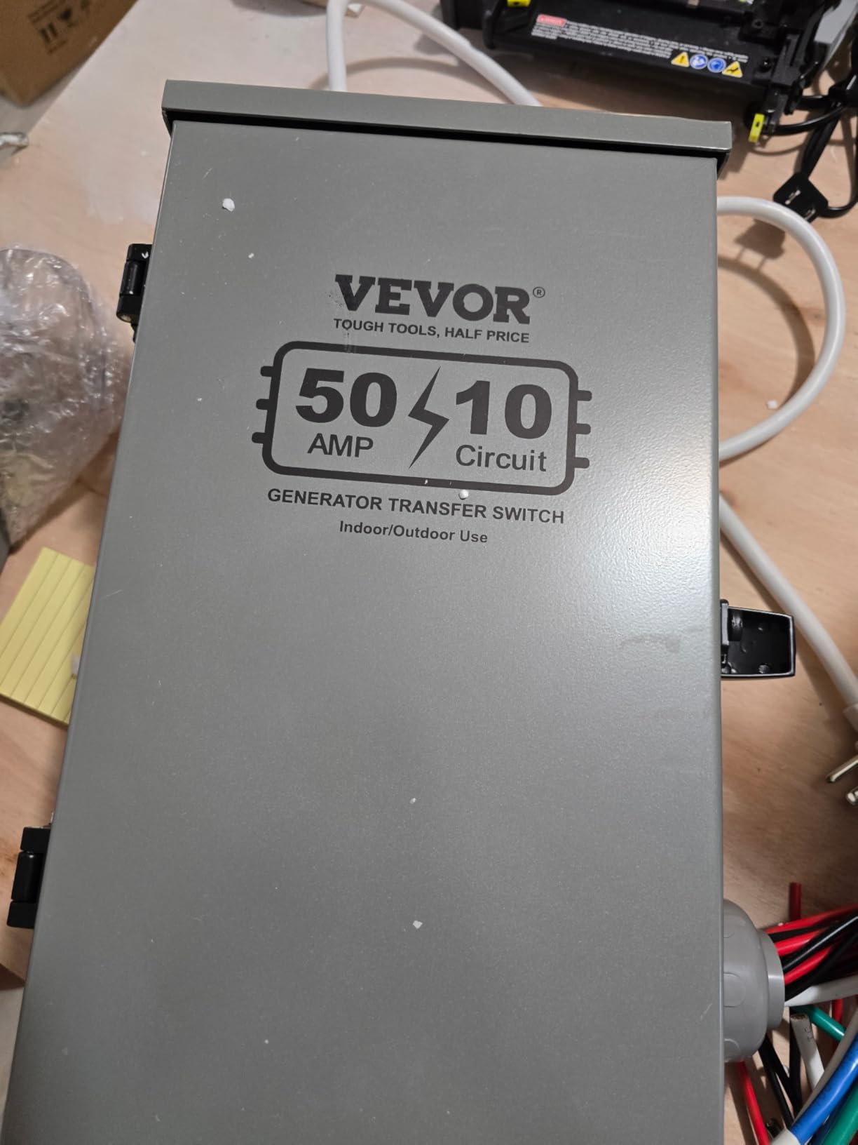 VEVOR Manual Transfer, 50-Amp 10-Circuit, Prewired Generator Transfer Kit with CS6375 Plug Power Inlet Box, Double-Throw, NEMA 3R, Mechanical Watt Meter, for 12500W Generators customer photo 1
