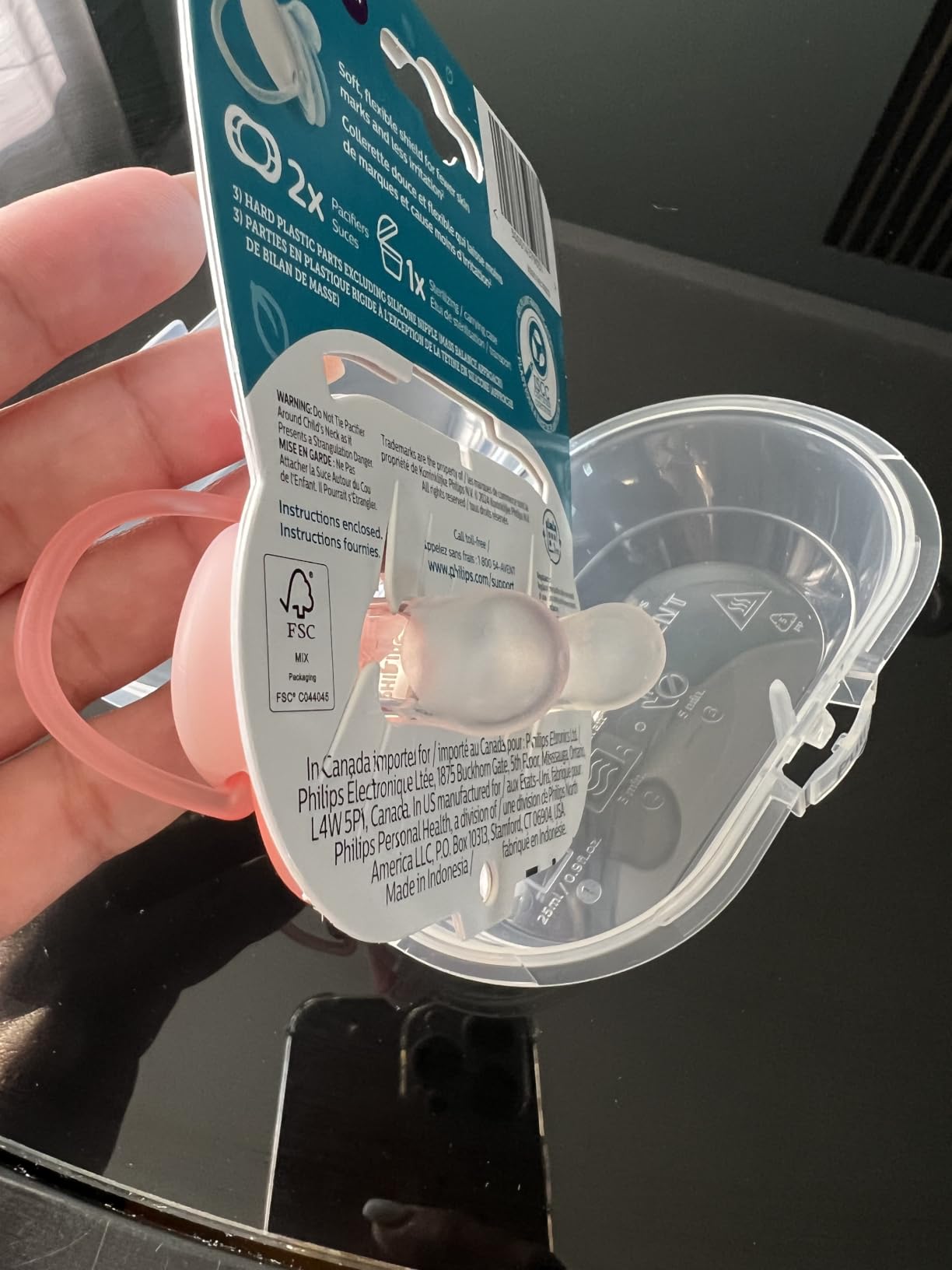 Philips Avent Ultra Soft Baby Pacifier, 0-6 Months, BPA-Free, 4-Pack customer photo 2