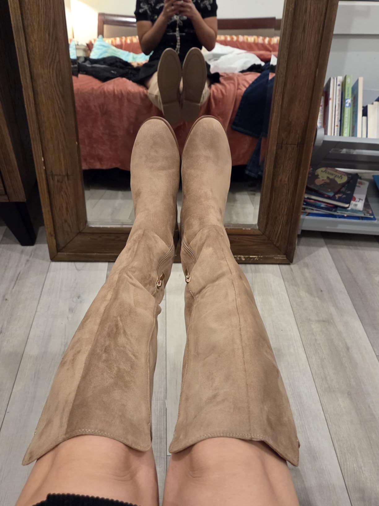 Modatope Rounded Toe Flat Stretchy Dress Knee High Boots Side Zipper customer photo 1