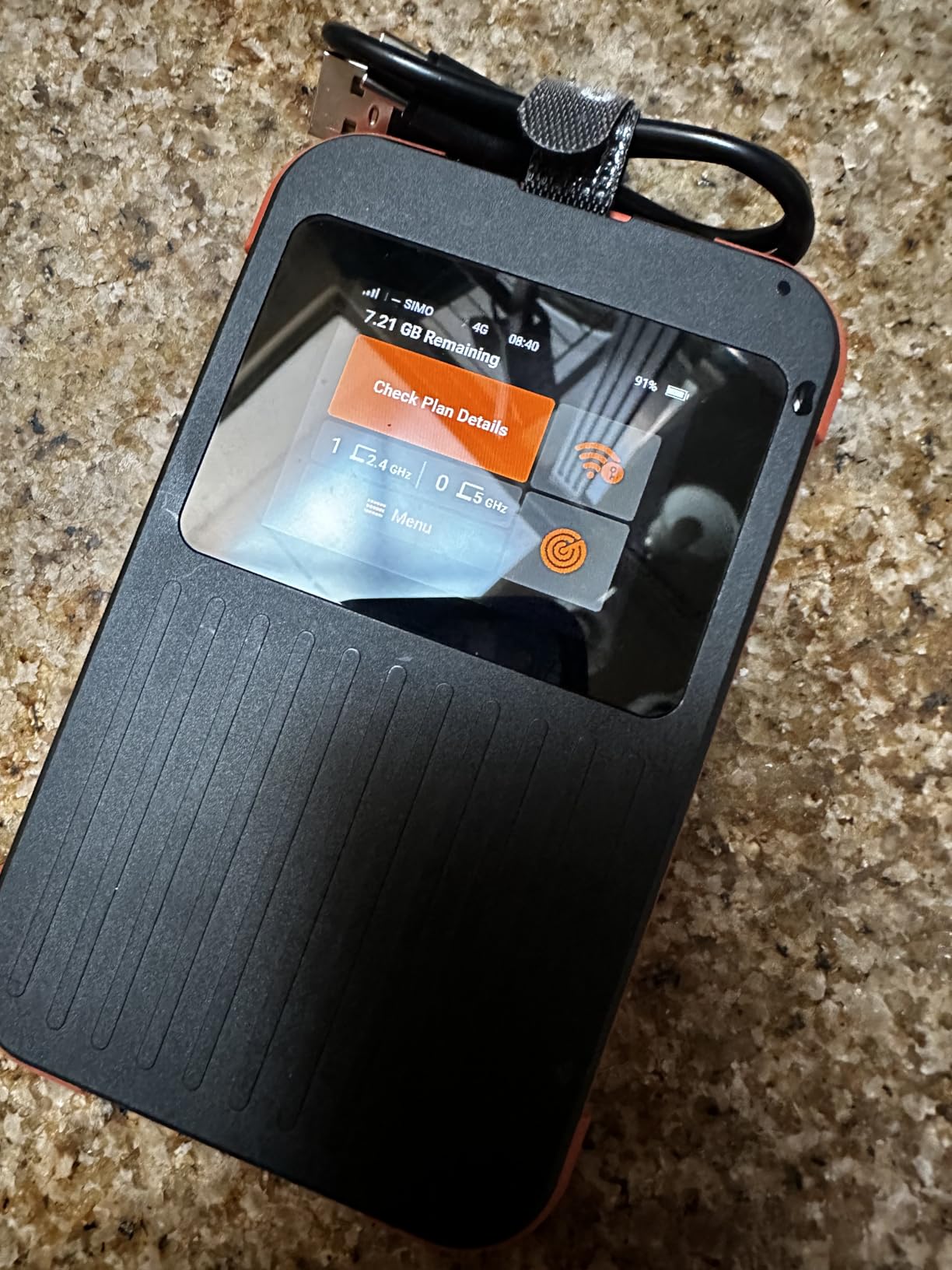 SIMO Solis Hero, 4G Mobile Hotspot with Global Data customer photo 1