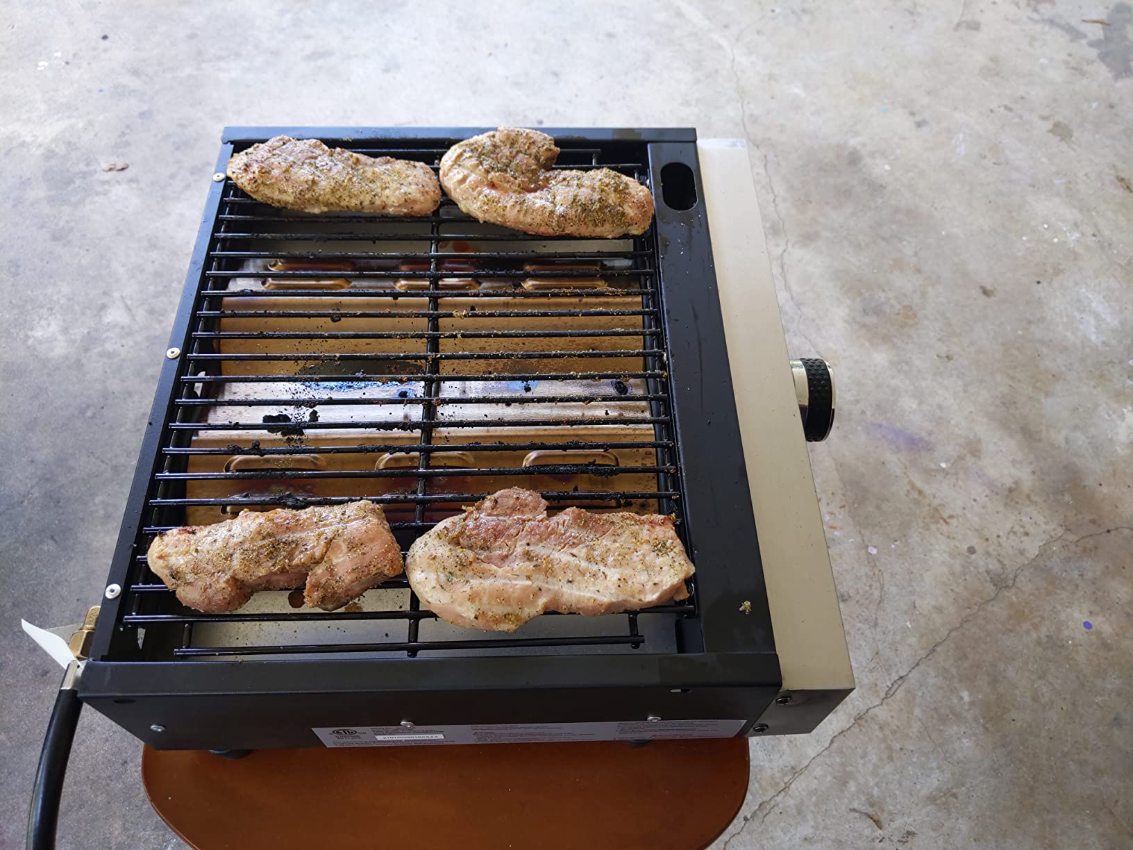 CAMPLUX Propane Tabletop Grill Griddle 2-in-1, Non-Stick Flat Top Griddle with Ceramic Coated 19,000 BTU, 23-Inch Gas Grill for RV, Camping, Tailgating, and Outdoor GG302S customer photo 1