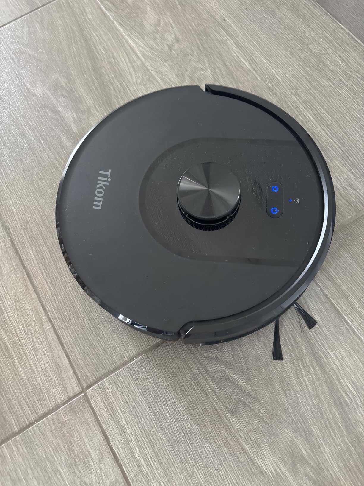 Tikom Robot Vacuum and Mop Combo, 6000Pa Automatic Robotic Vacuum Cleaner, Smart Mapping, 150 Min Max, Ideal for Pet Hair, Hardfloors, Carpets, Home(L8000 Pro) customer photo 1