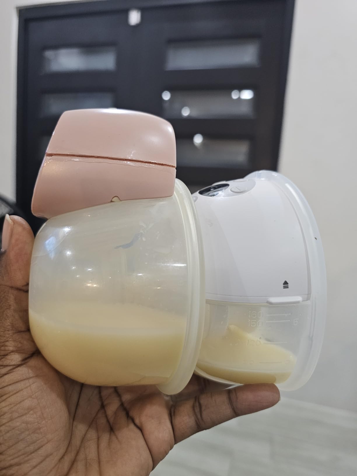 Momcozy M5 Smart APP Controlled Wearable Breast Pump, 2-Pack Cozy Red customer photo 2