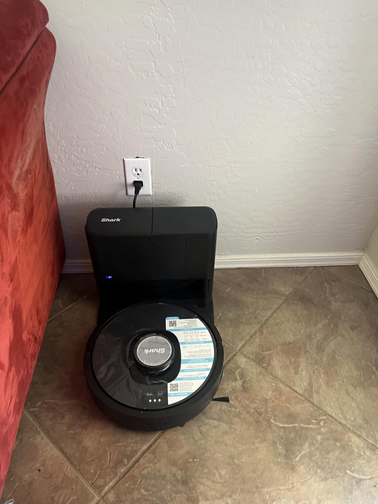 Shark Stratos 2-in-1 Robot Vacuum & Mop, White, AV2700ZE customer photo 1
