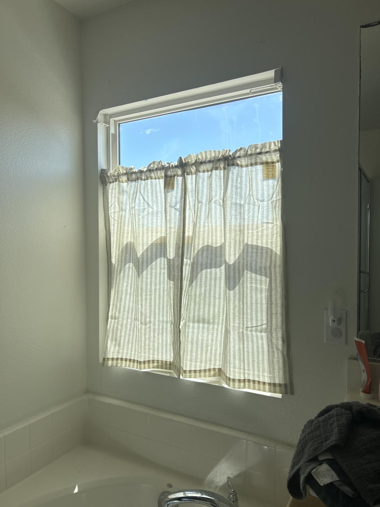 jinchan Striped Linen Kitchen Tier Curtains, 20 Inch, Tan, 2 Panels customer photo 2