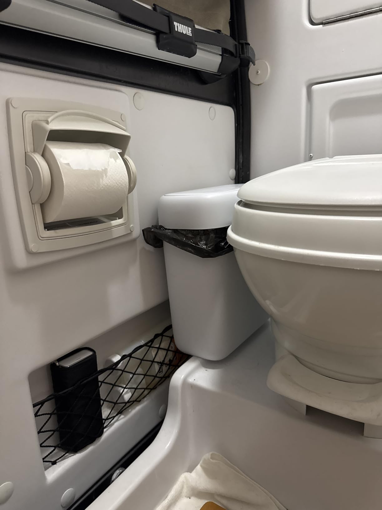 funest Trash Can with Lid, 3 Gallons/10.3 Qt Garbage Can with Press Top, Small Trash Can Dog Proof, Plastic Trash Bin, Waste Basket for Rv Bathroom Kitchen Bedroom Office White customer photo 2
