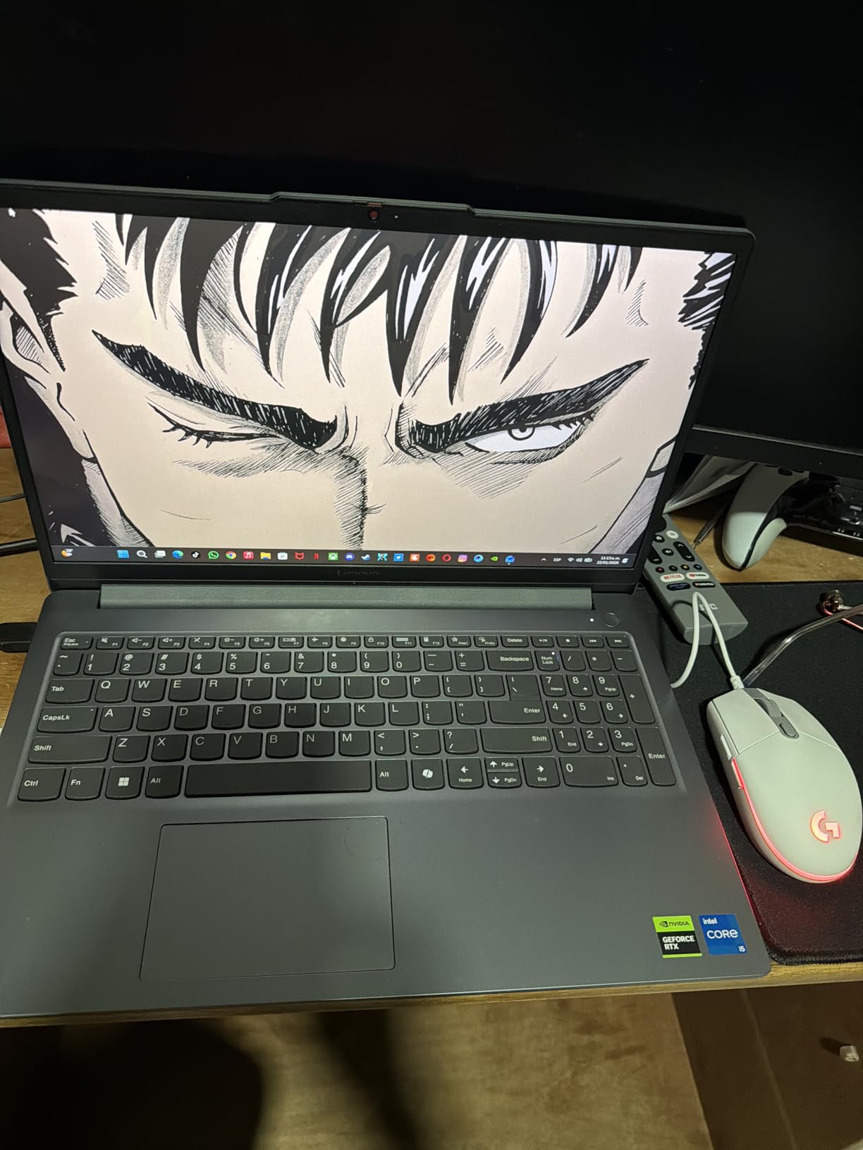 Lenovo LOQ Essential – AI-Powered Student Gaming Laptop - Intel® Core™i5-12450HX - 15.6