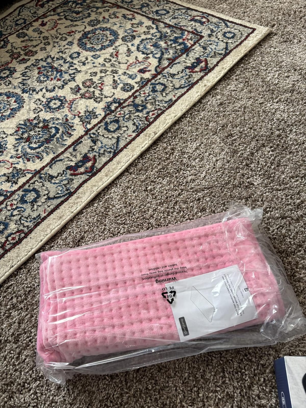 Comfytemp Extra Large Heating Pad for Back Period, 33''x 17'' FSA Eligible customer photo 2