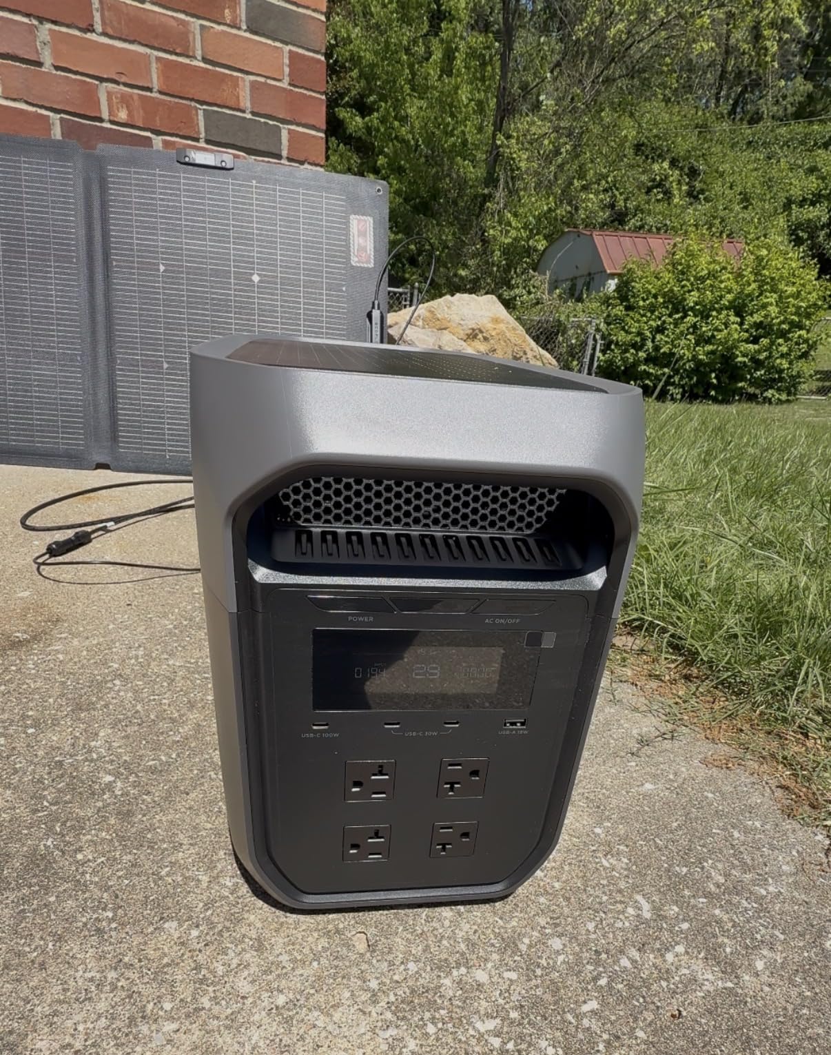 EF ECOFLOW DELTA 3 MAX Portable Power Station with 220W Solar Panel, 2048Wh customer photo 2