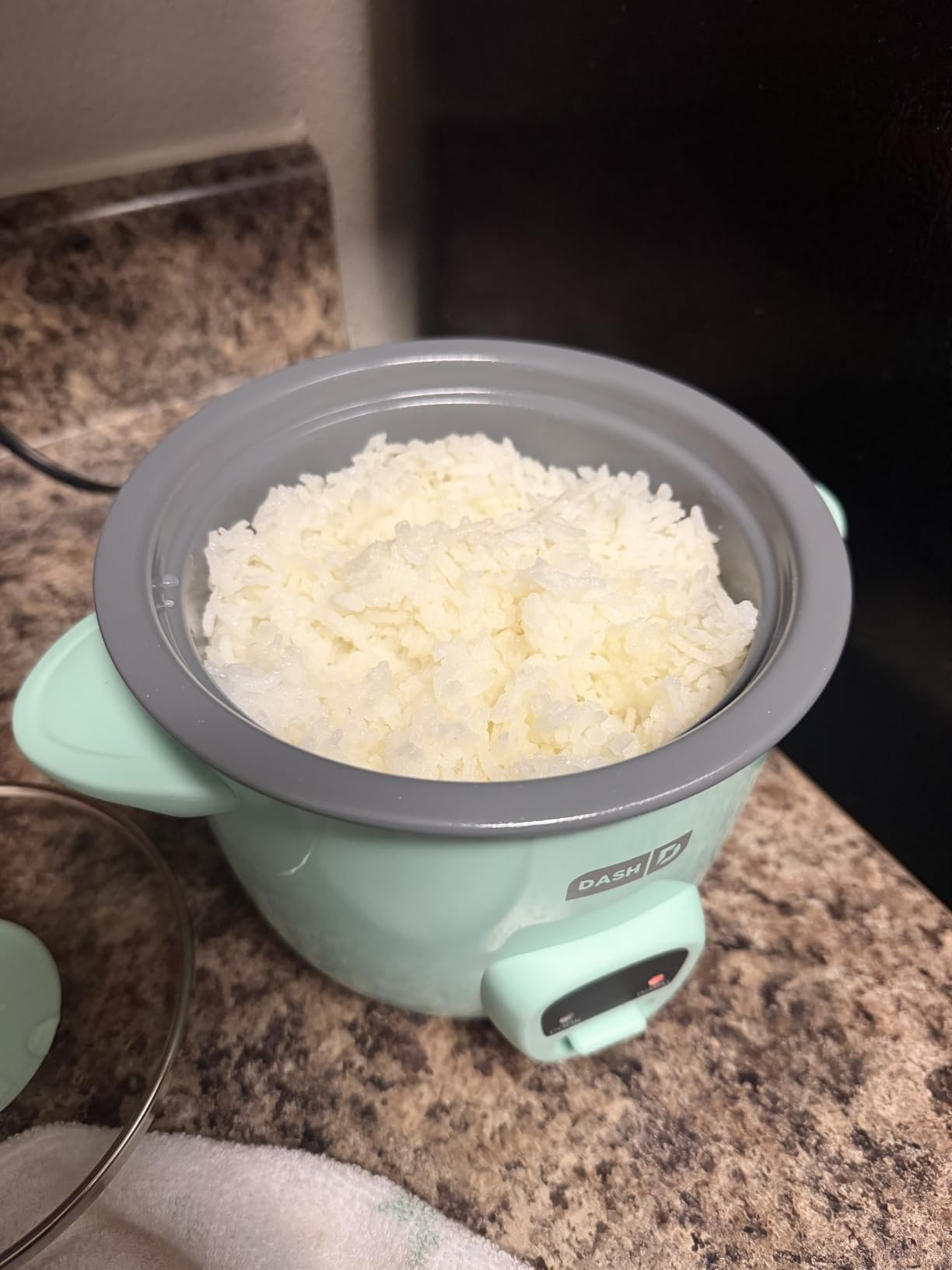 Dash Mini Rice Cooker, 2-Cup Removable Ceramic Nonstick Pot, Black customer photo 2