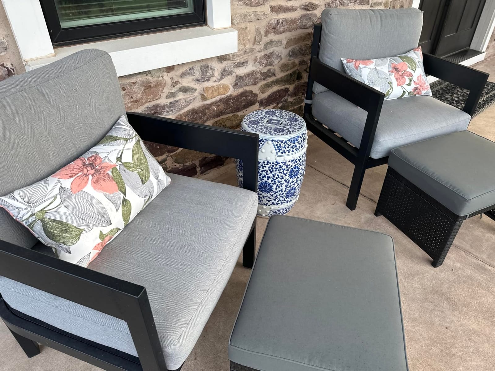 LVTXIII Outdoor/Indoor Lumbar Pillows, Decorative Patio Lumbar Cushions, Fluffy Fade Resistant Throw Pillow Cushions for Home Patio Coach Sofa, 12×20 Inch, Pack of 2, Paisley Chilli customer photo 2