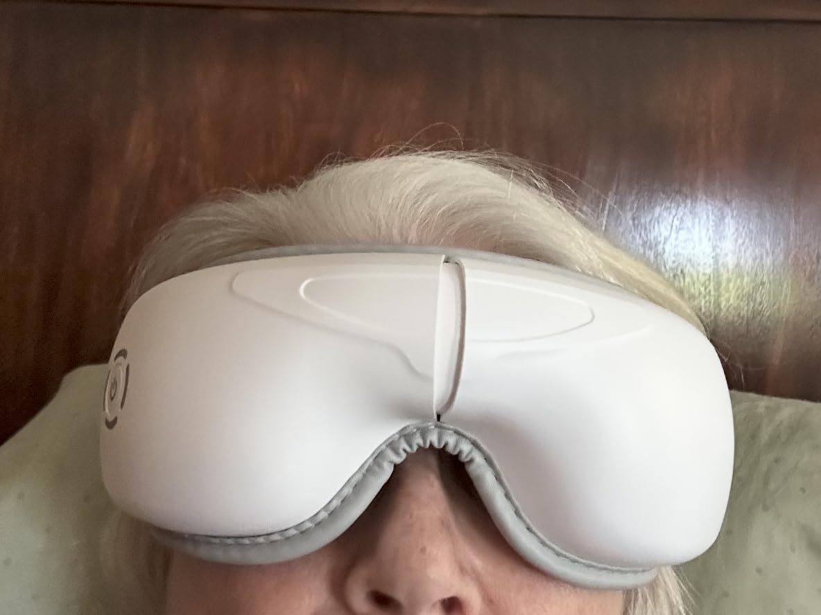 STRIDEFLOW Eye Massager with Heat, Migraine Mask & Headache Relief, FSA Eligible/HSA Eligible, Dry Eye Relief, GENTLE Warmth & LIGHT Compression, Cooling Gel Eye Mask, Foldable Rechargeable customer photo 1