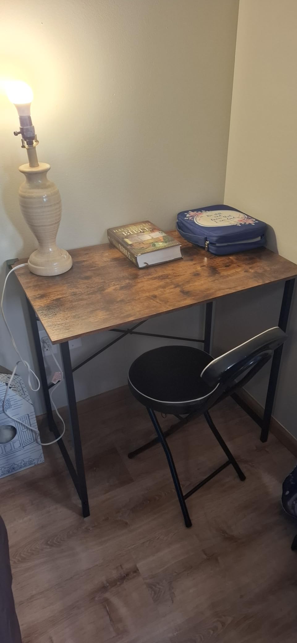 DUMOS 32 Inch Small Computer Desk, Gaming Desks for Home Office Bedroom customer photo 2