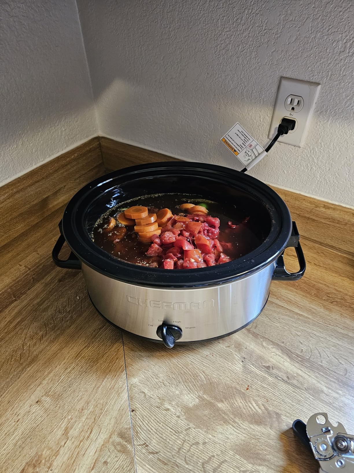 Chefman Slow Cooker 7 Quart, Large Family Size Slow Cooker with Low, High & Warm Settings, Removable Ceramic Crock, Tempered Glass Lid, Dishwasher-Safe for Easy Cleanup, Stainless Steel customer photo 2
