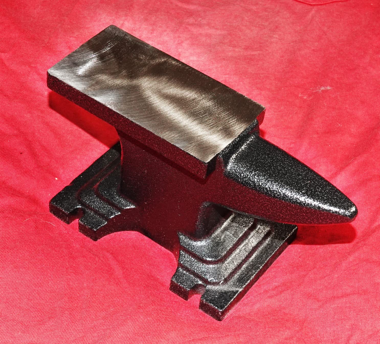 Olympia Tools 9-Pound Cast Iron Hobby Anvil 38-789 , Gray customer photo 2