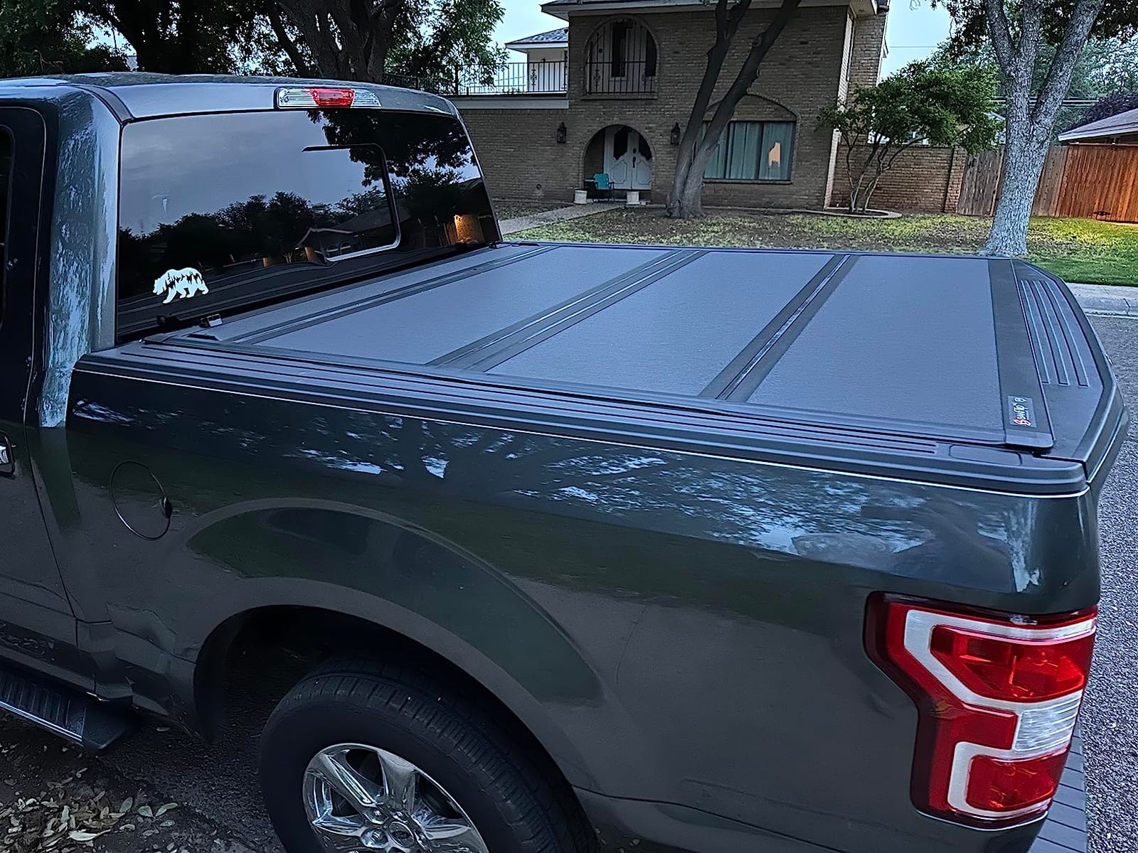 RealTruck BAK BAKFlip MX4 Hard Folding Truck Bed Tonneau Cover | 448329 | Fits 2015-2020 Ford F-150 5' 7