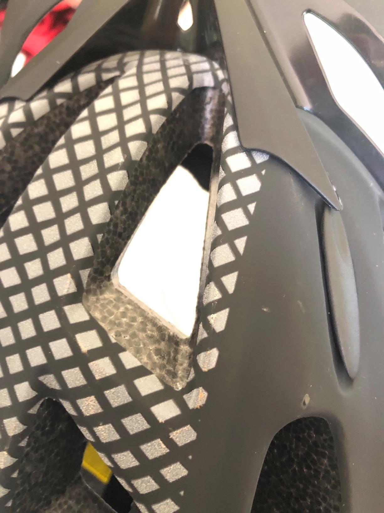 Schwinn Beam Lighted Helmet, Size 58 - 62 cm for Riders Ages 14+, Rear LED Light, Reflective Strips, Adjustable Dial and Straps, 17 Air Vents, Removable Visor, Bike Helmet customer photo 2