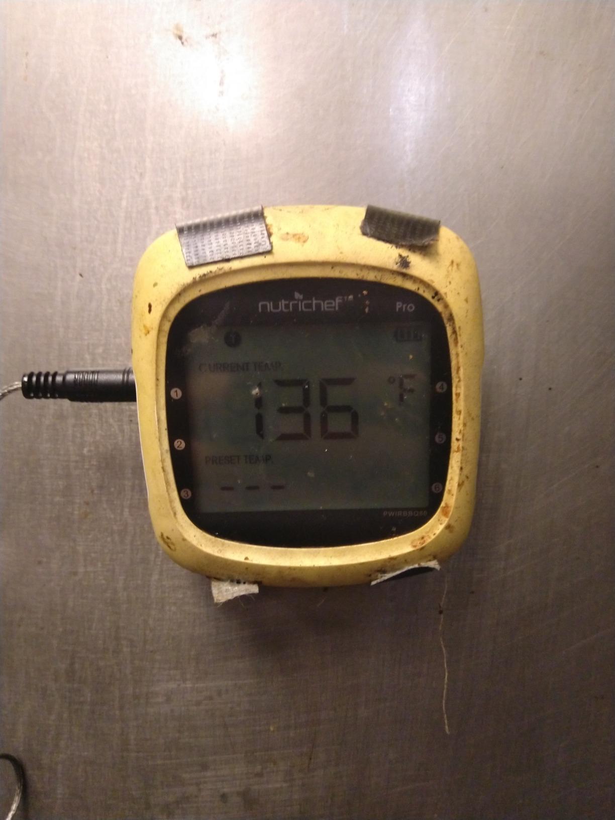 NutriChef Bluetooth Meat Thermometer for Grilling and Smoking, up to 6 Temperature Probes and Smart APP, 400 Ft Range, LCD customer photo 2