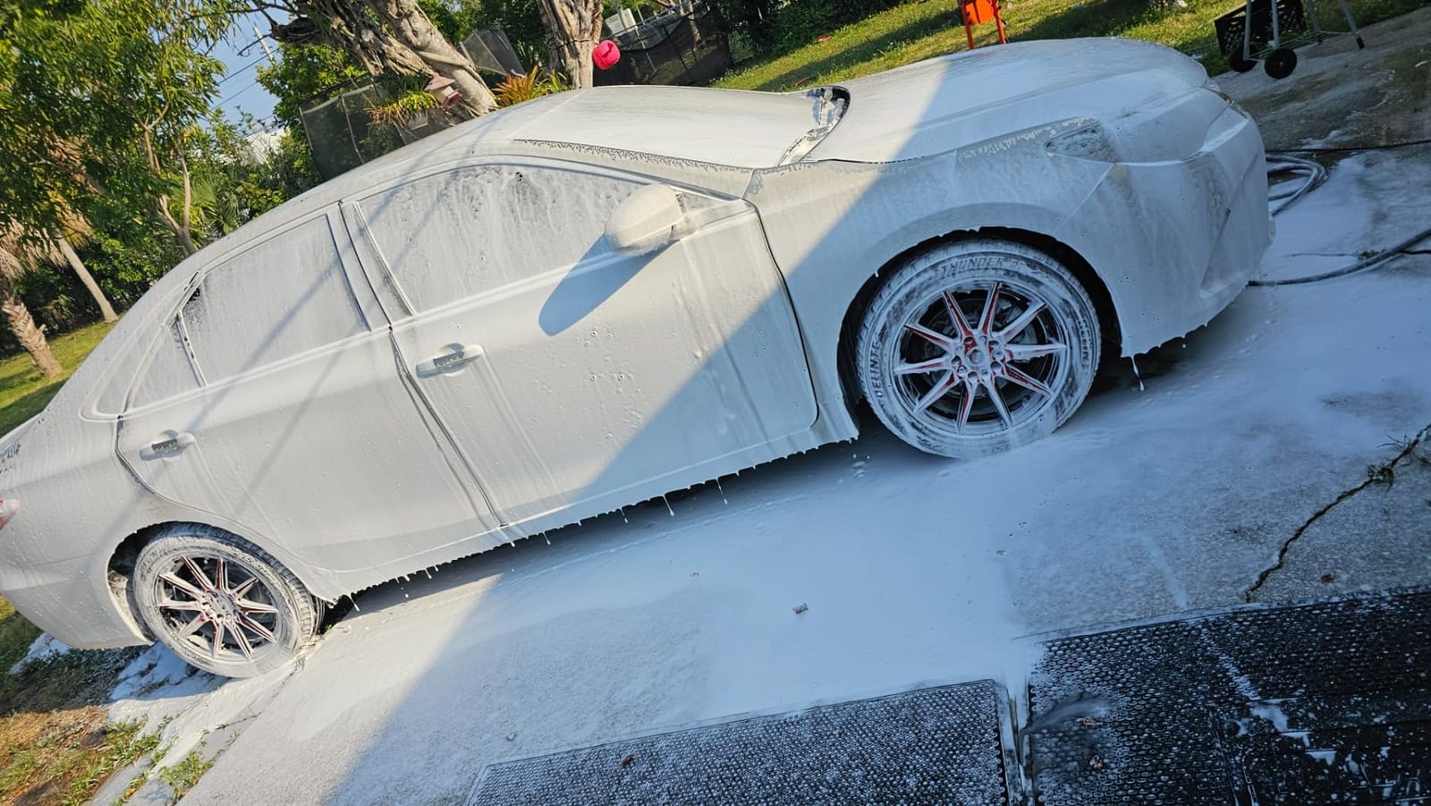 P&S Professional Detail Products Pearl Auto Shampoo – High-Foaming, pH-Balanced Car Wash Soap, Biodegradable, Safe for All Finishes, Lemon Scent, Foam Cannon & Bucket Wash - 1 Gallon customer photo 2