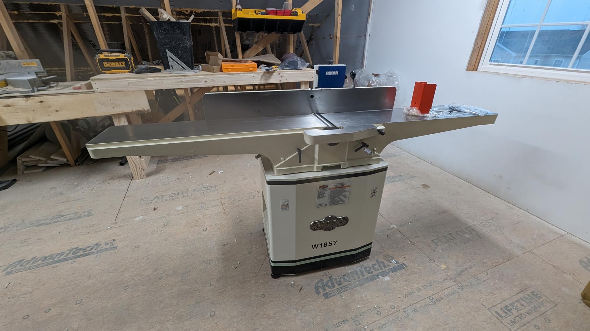 8 in. 230-Volt 3 HP Dovetail Jointer with Mobile Base customer photo 1