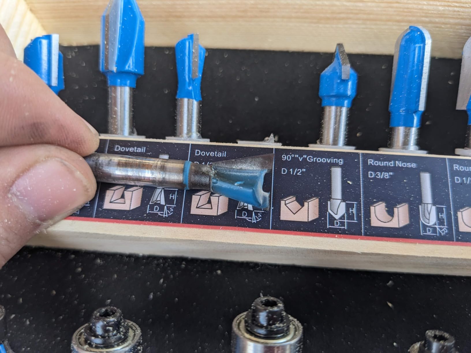 Router Bits Sets of 24A Pieces 1/4 Inch Shank Router Bit Set T Shape - for Commercial Users and Beginners… customer photo 1